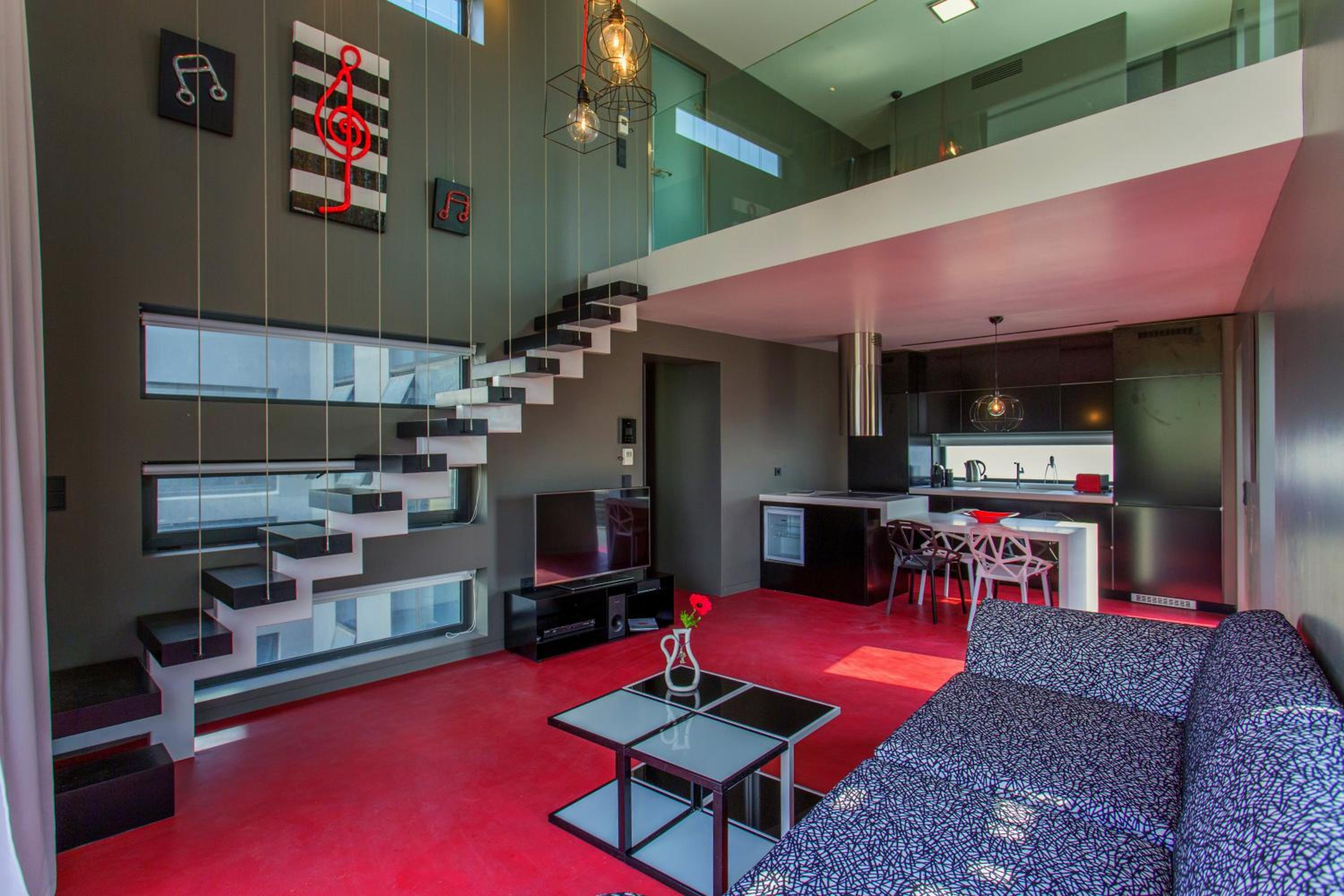 Deluxe Apartment