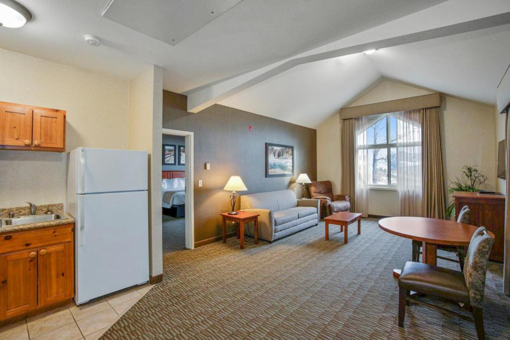 King Suite with Balcony