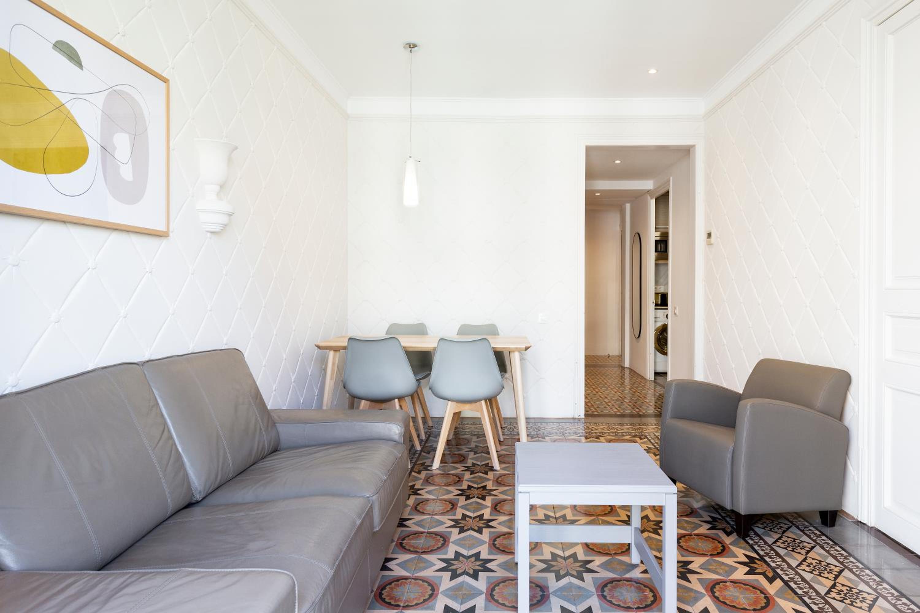 Superior One-Bedroom Apartment photo 1