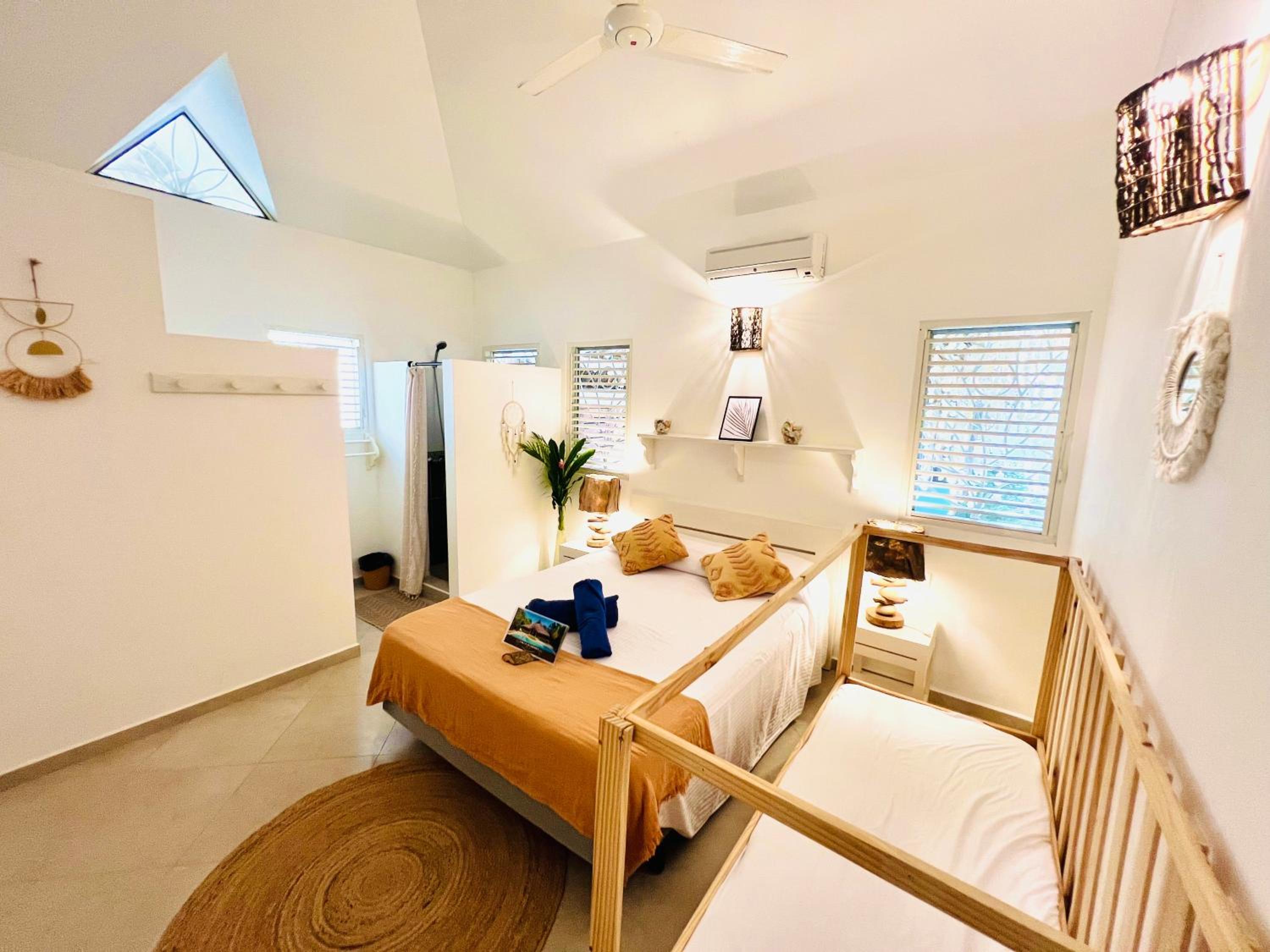 Double Room with Shared Toilet photo 2