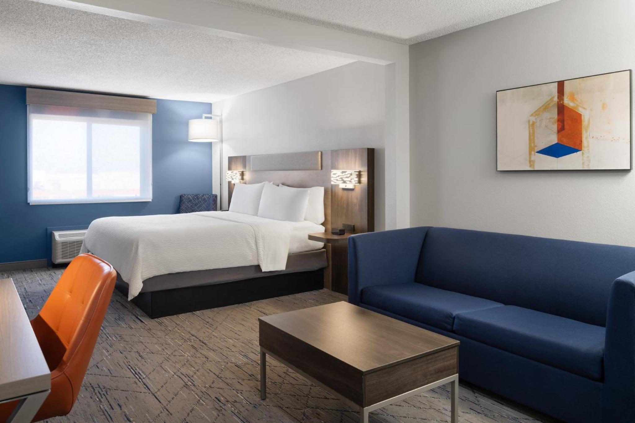 Standard King Room with Extra Space