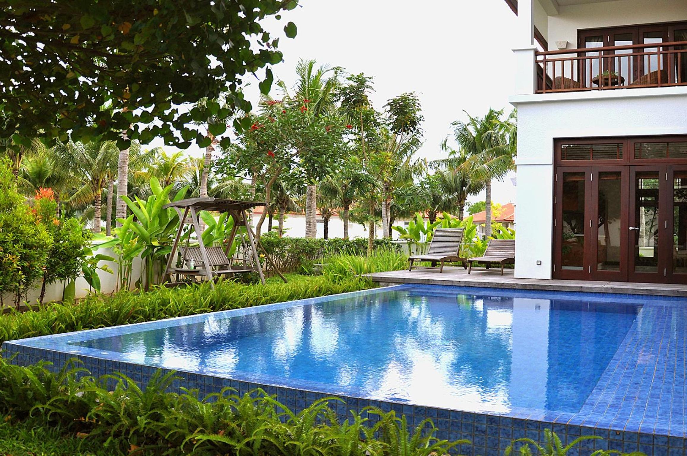 Hotel Room Exterior