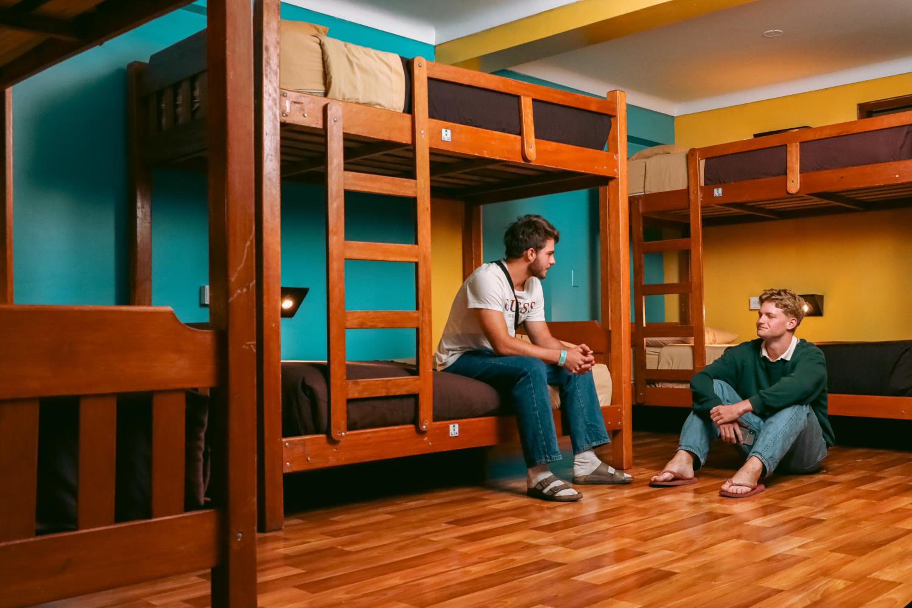 Bed in 20-Bed Dormitory Room with Private Bathroom photo 2