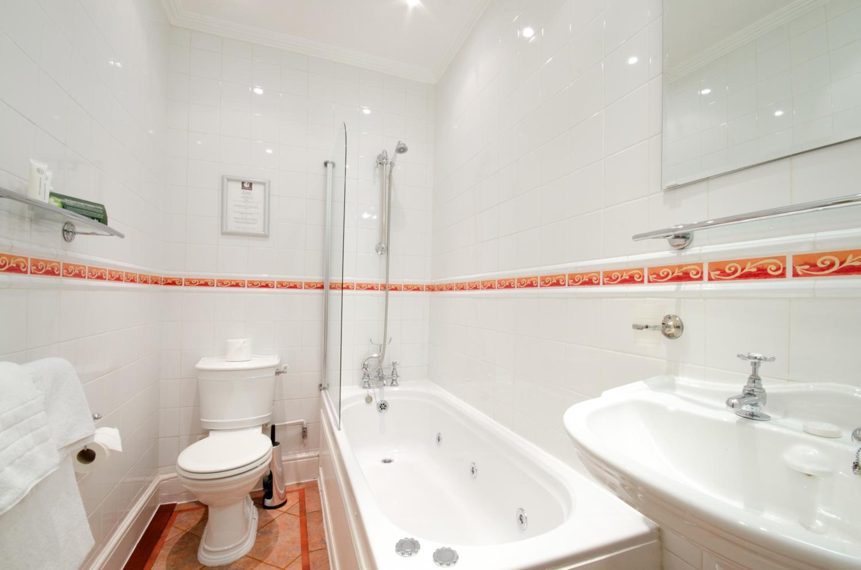 Compact Double Room - Photo 4