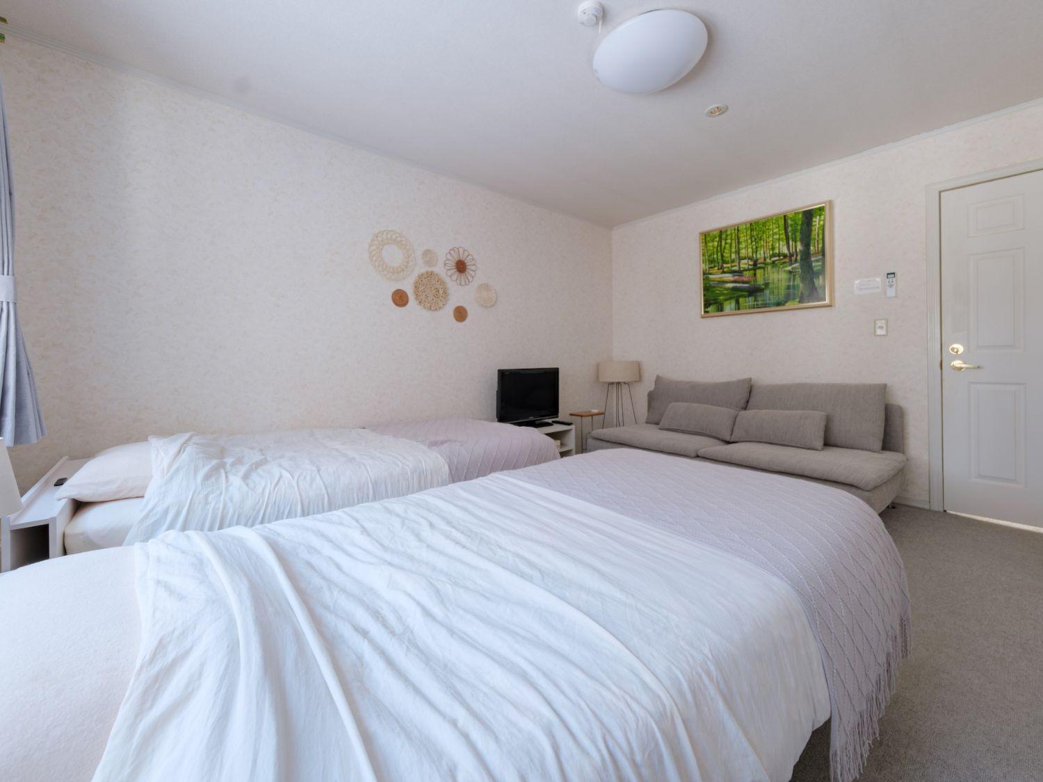 Superior Twin Room - Photo 4