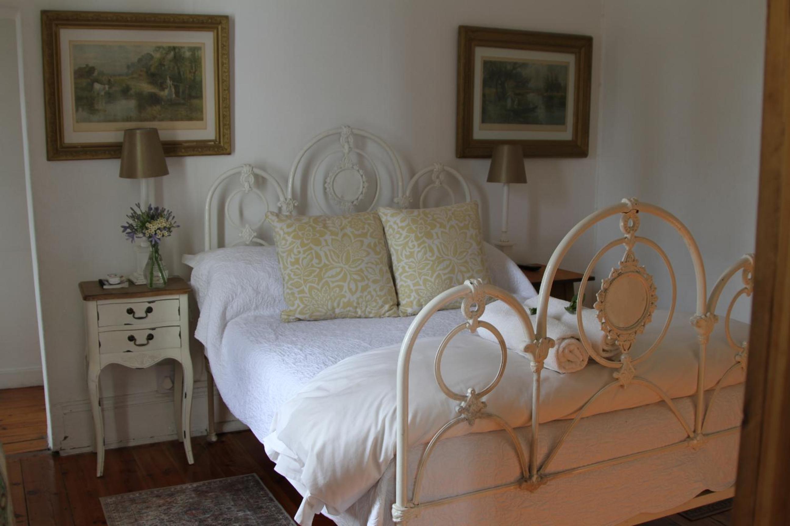 Standard Family Room - Photo 4