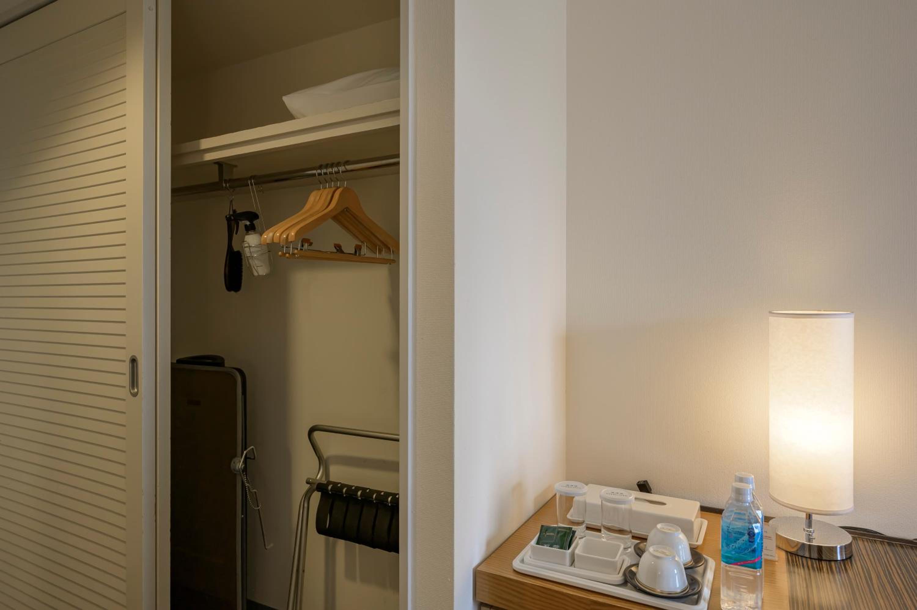 Standard Twin Room photo 3