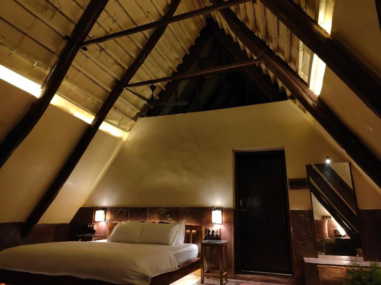 Deluxe Double Room photo 2