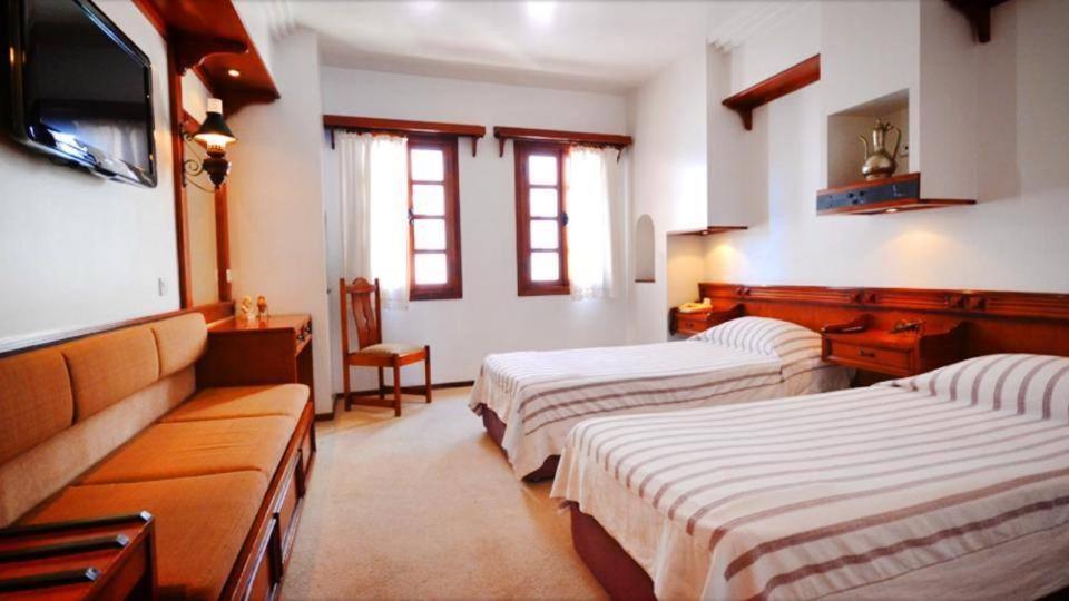 Standard Double or Twin Room photo 1