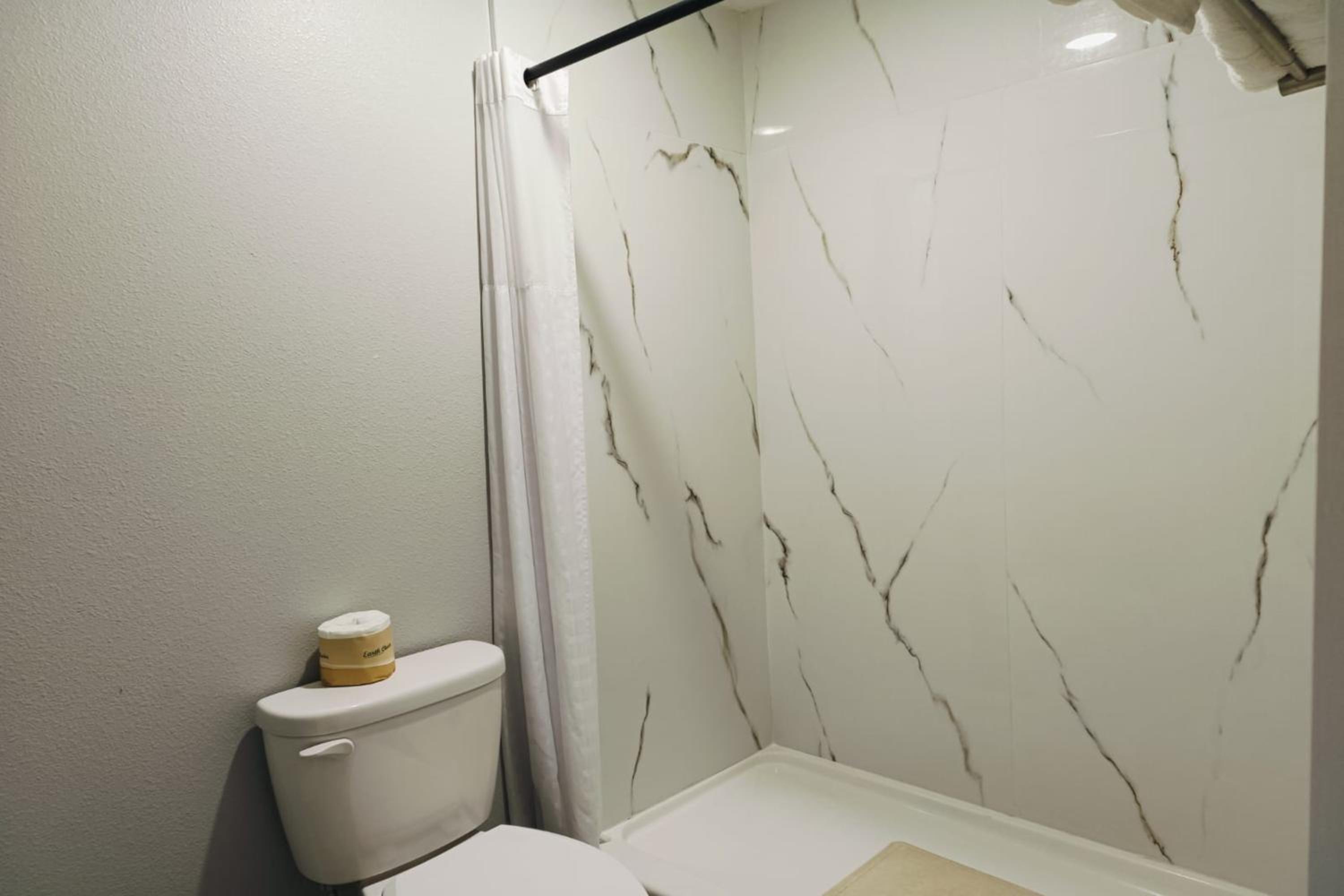 Standard Triple Room - Photo 2