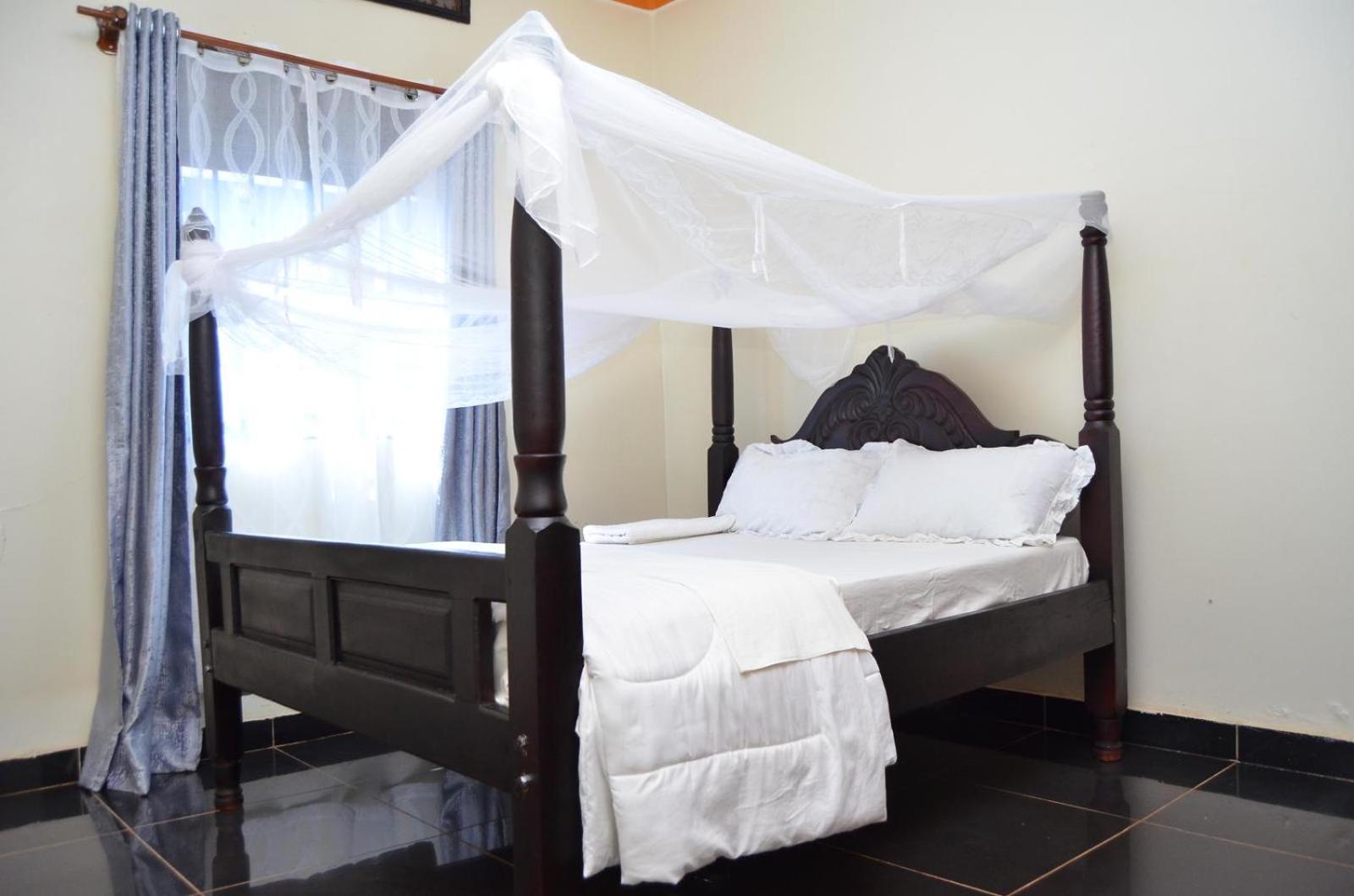 Deluxe Twin Room photo 2