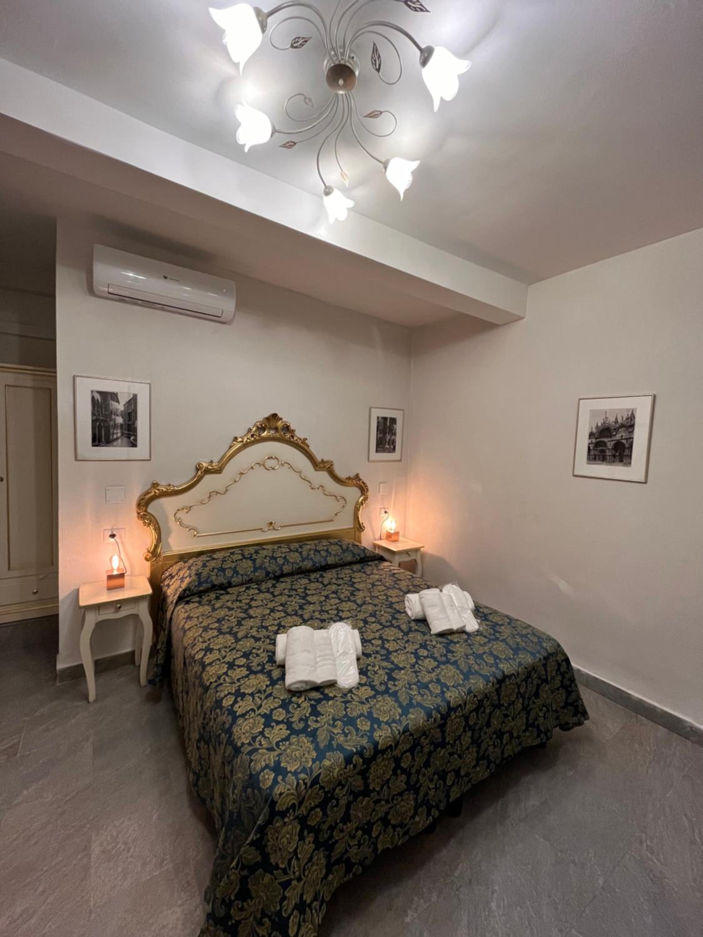 Classic Double or Twin Room - Annex Building photo 3