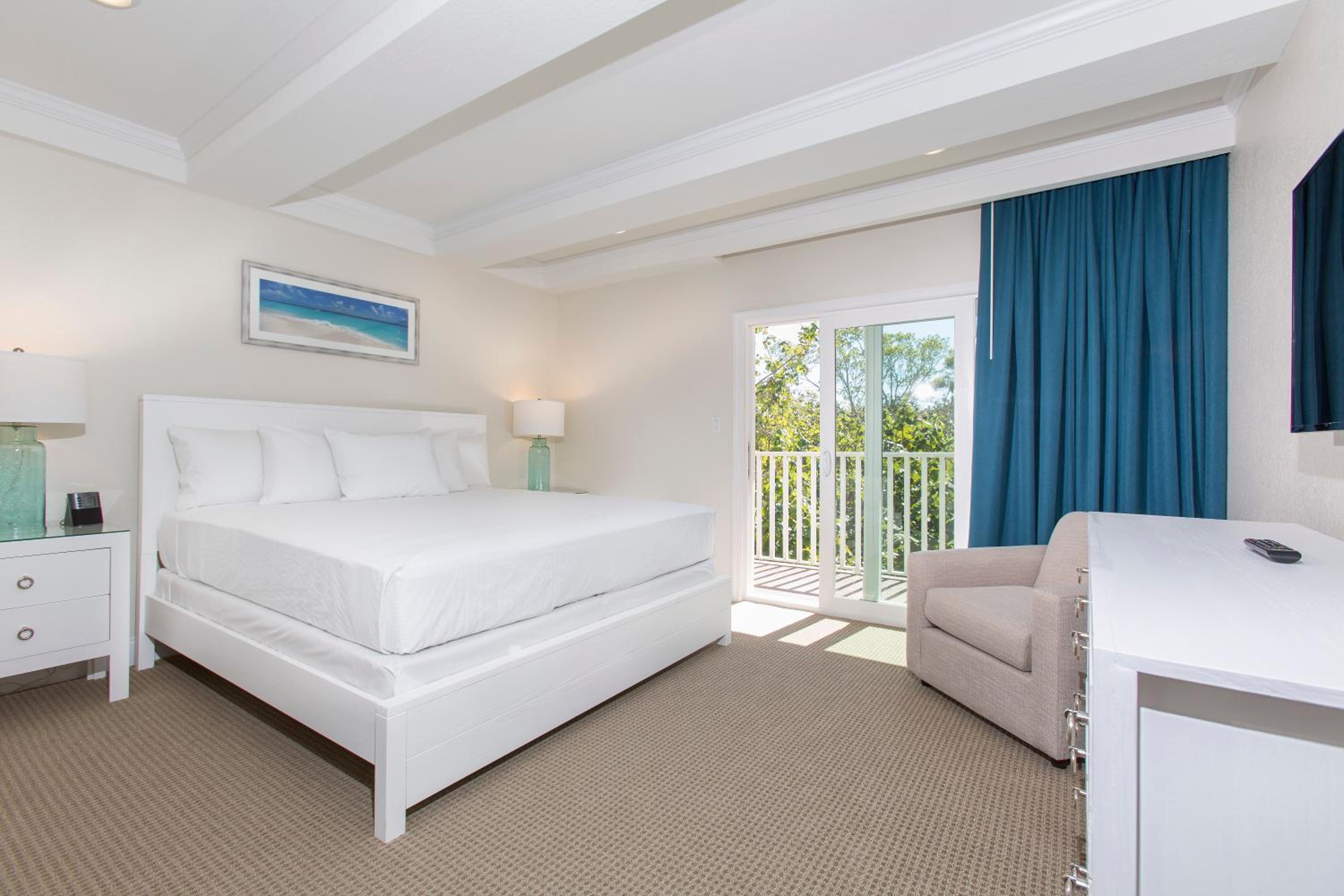One-Bedroom Suite - Photo 1
