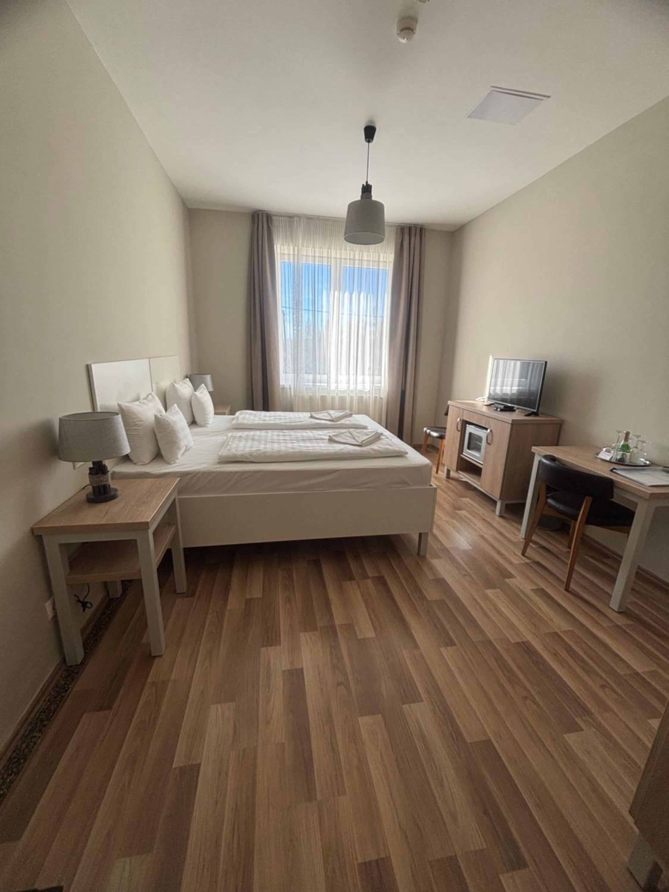 One-Bedroom Suite photo 2