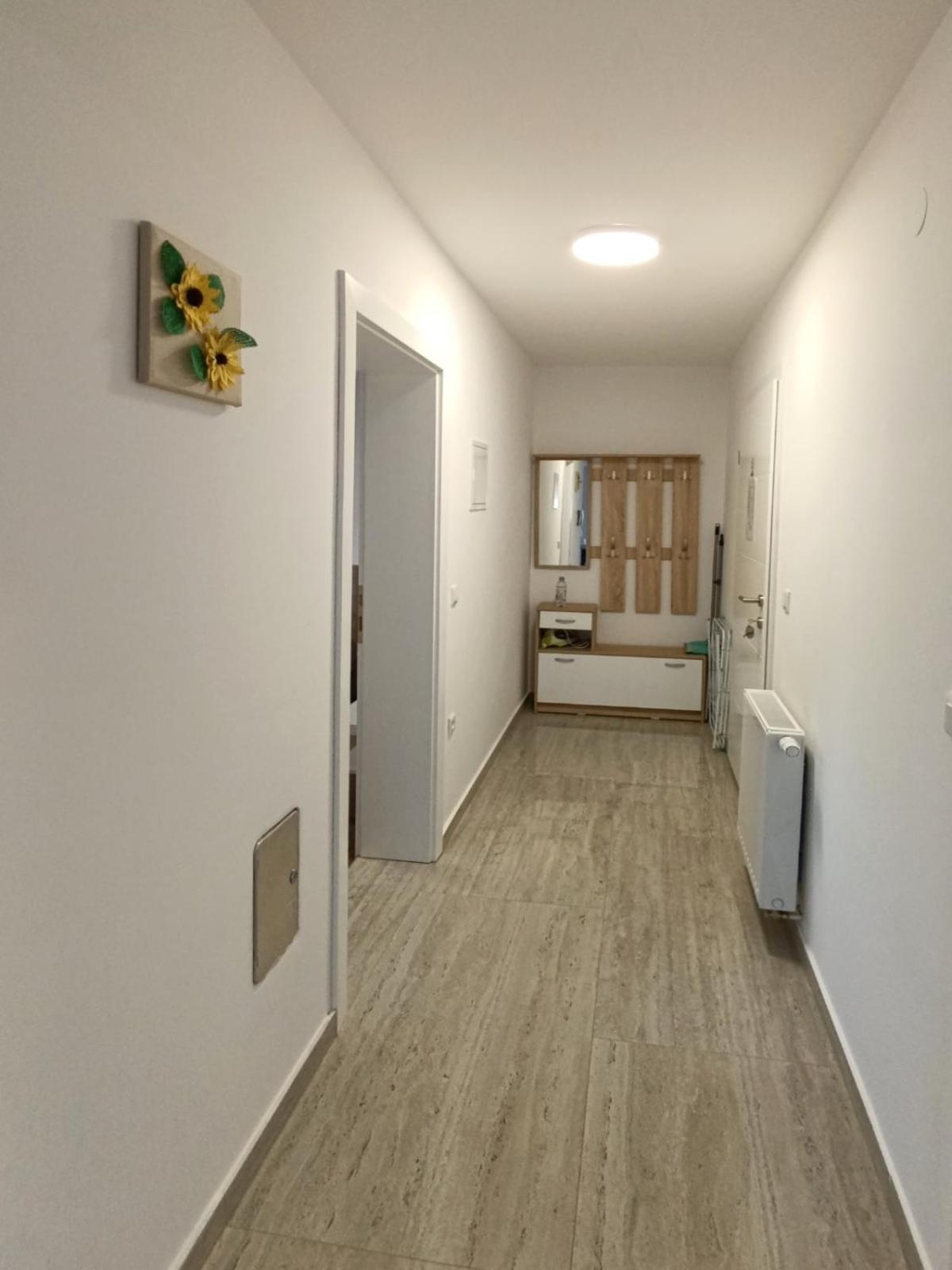 One-Bedroom Premium Apartment - Photo 8