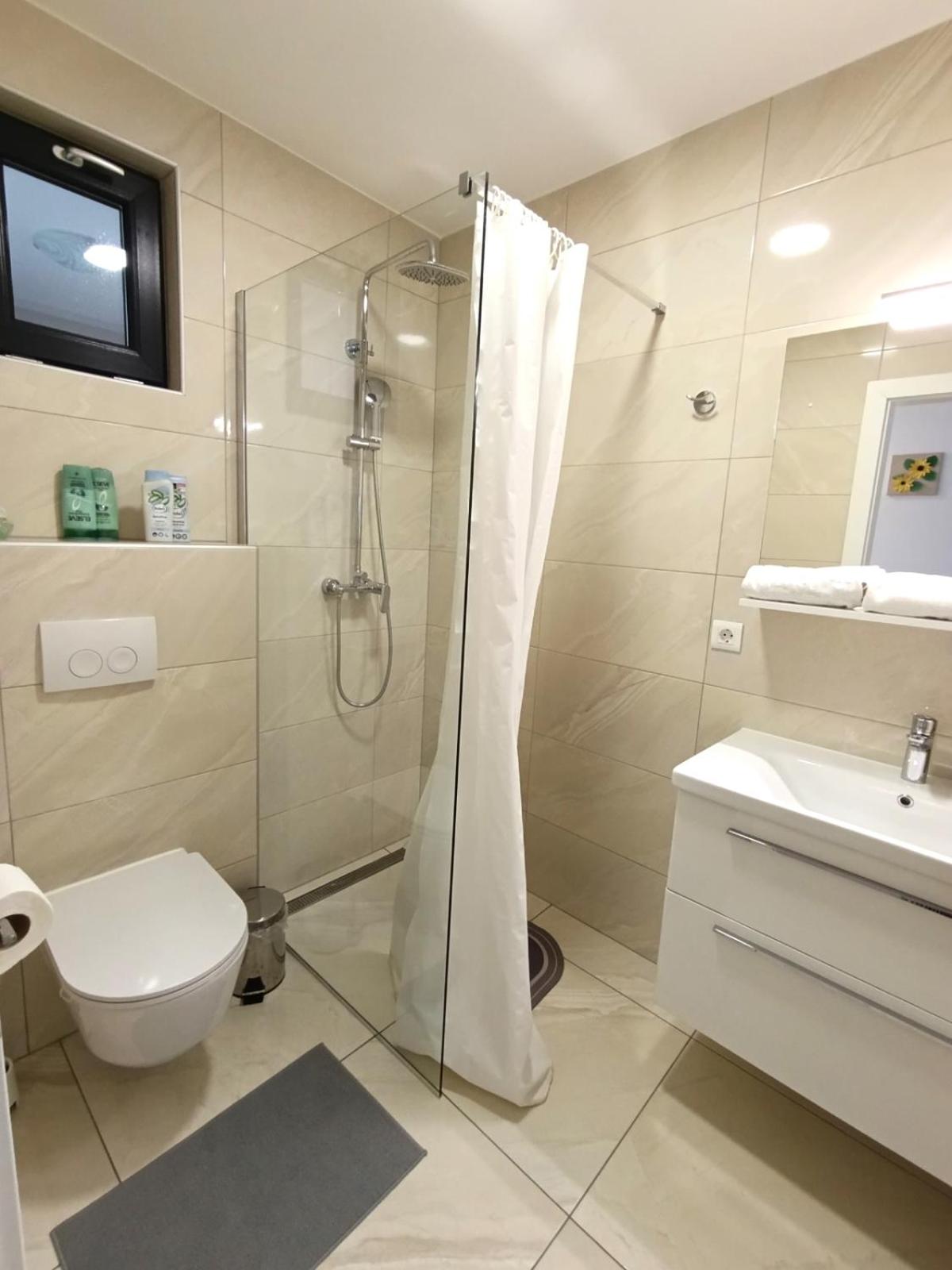 One-Bedroom Premium Apartment - Photo 17