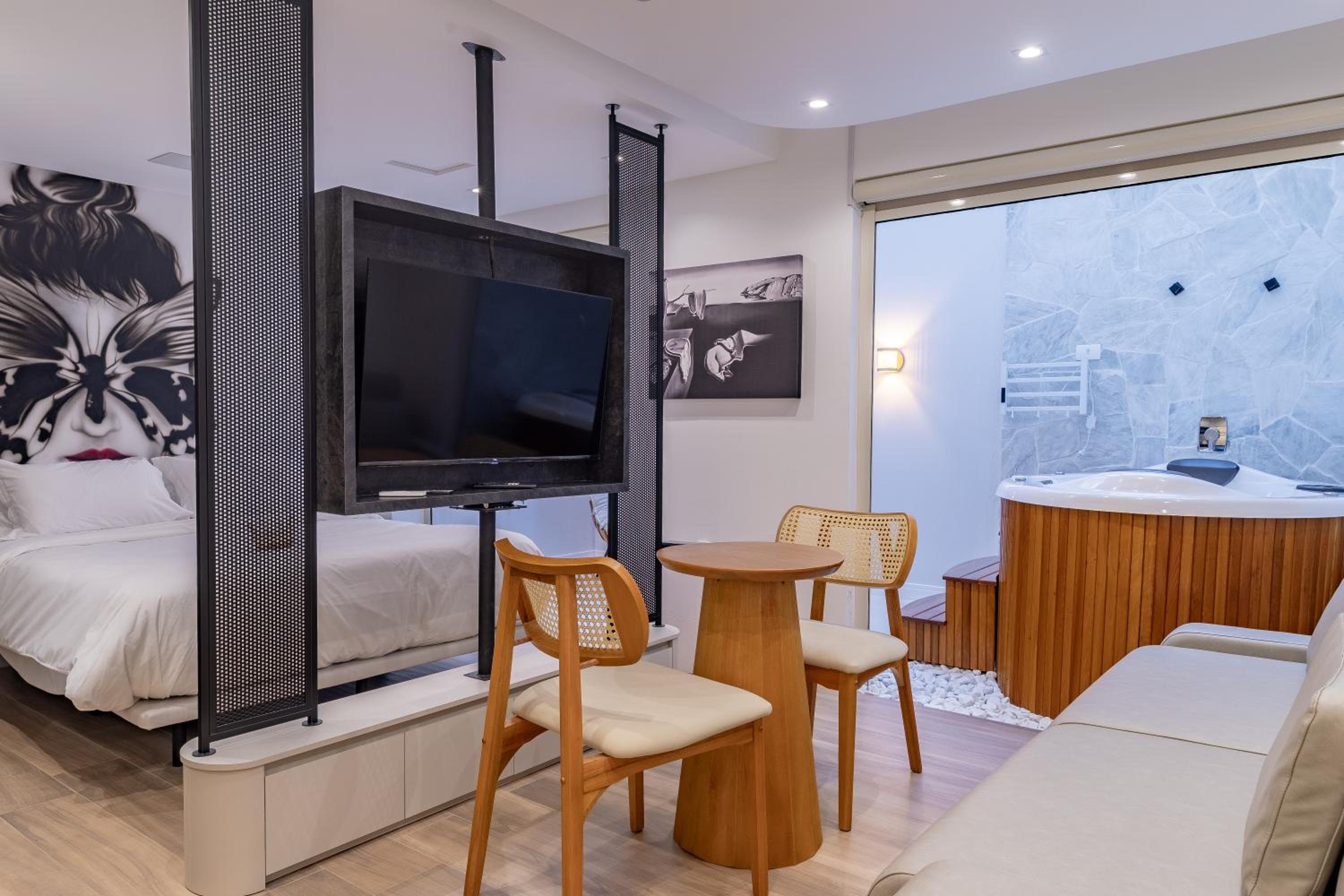 Luxury Triple Room photo 2