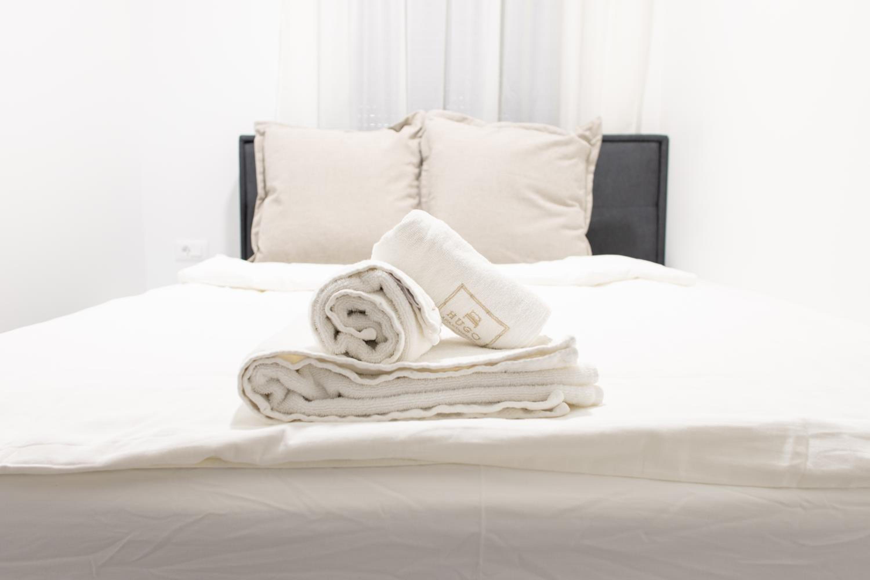 Studio Apartment with One Double Bed