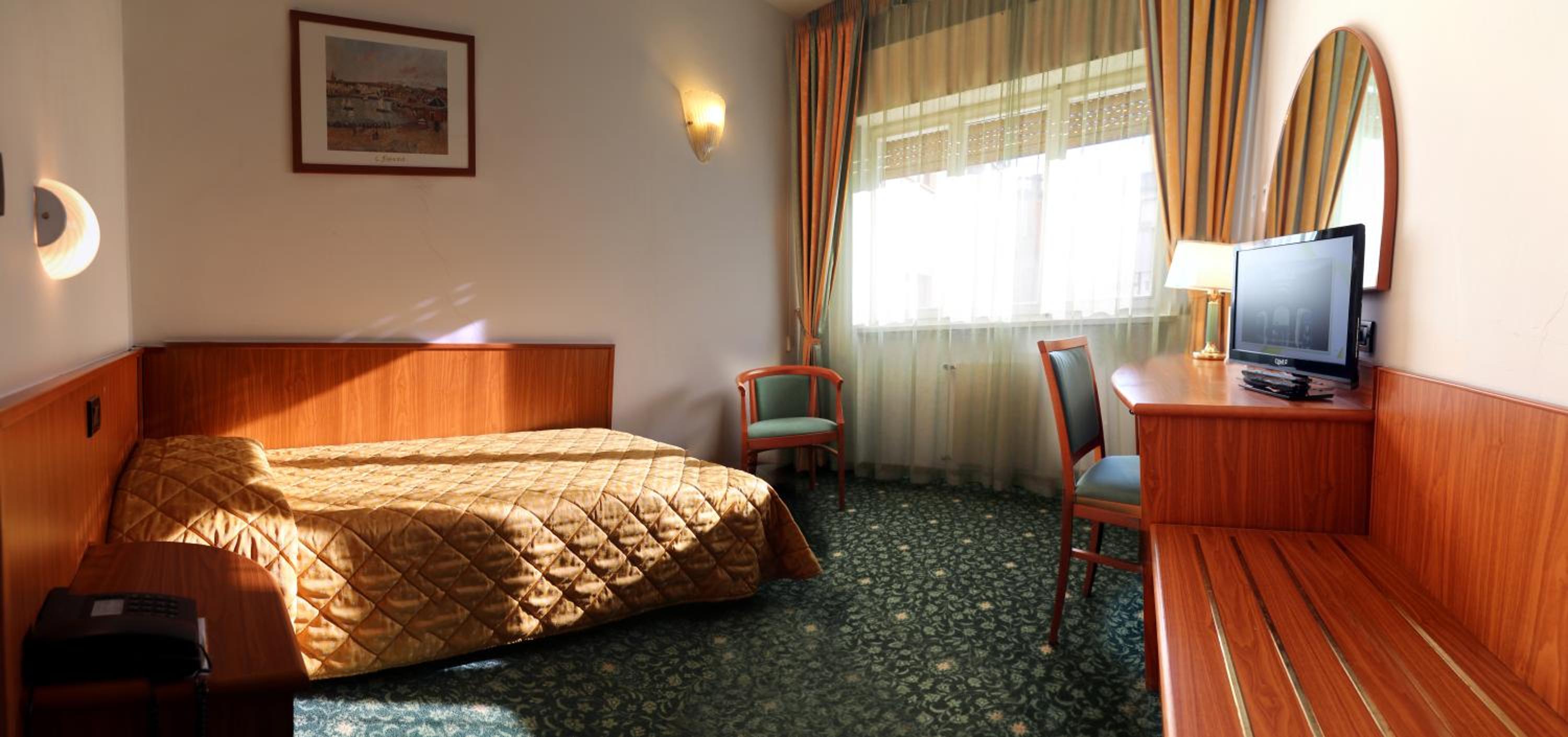 Single Room