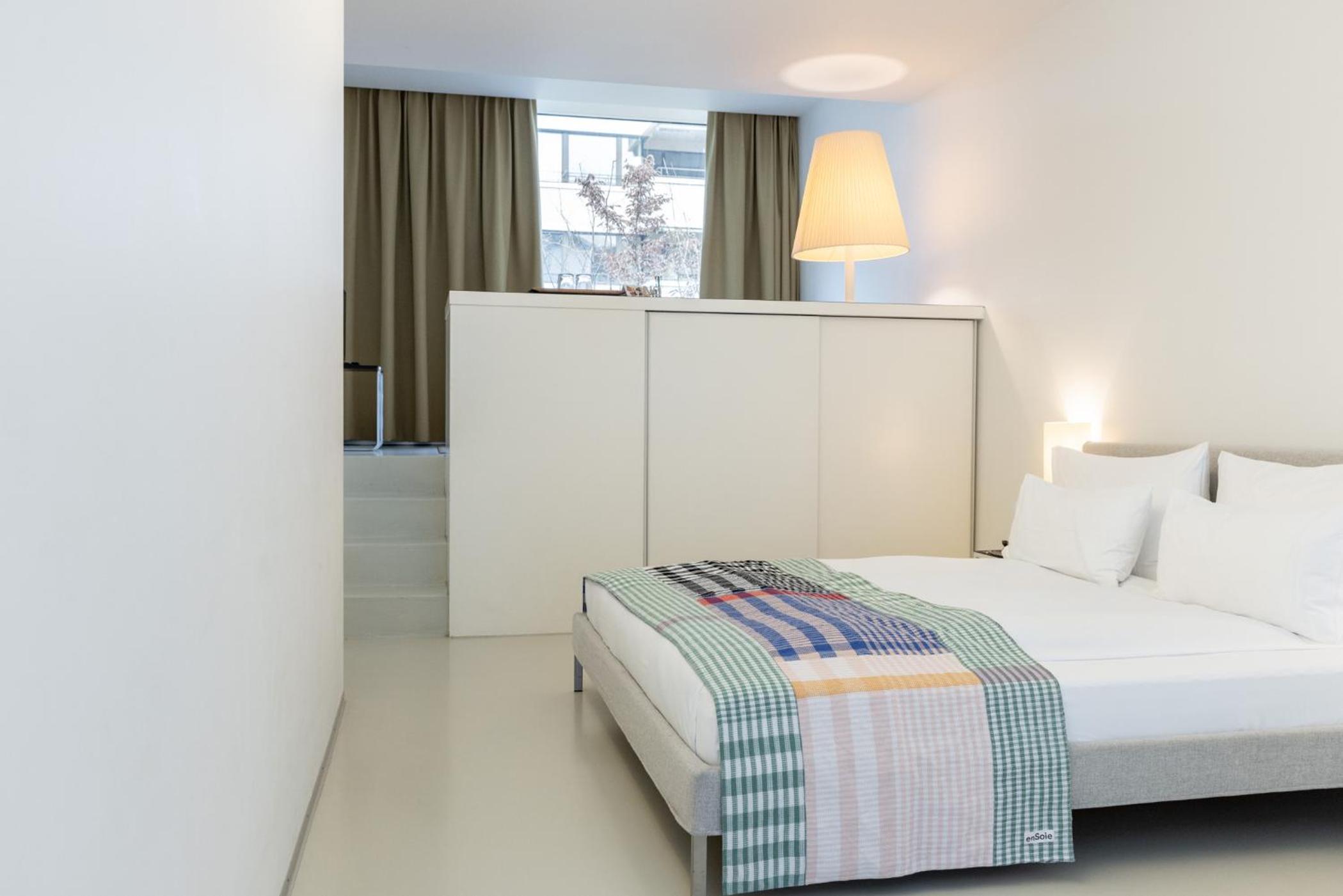 Double Room with Extra Bed - Photo 1
