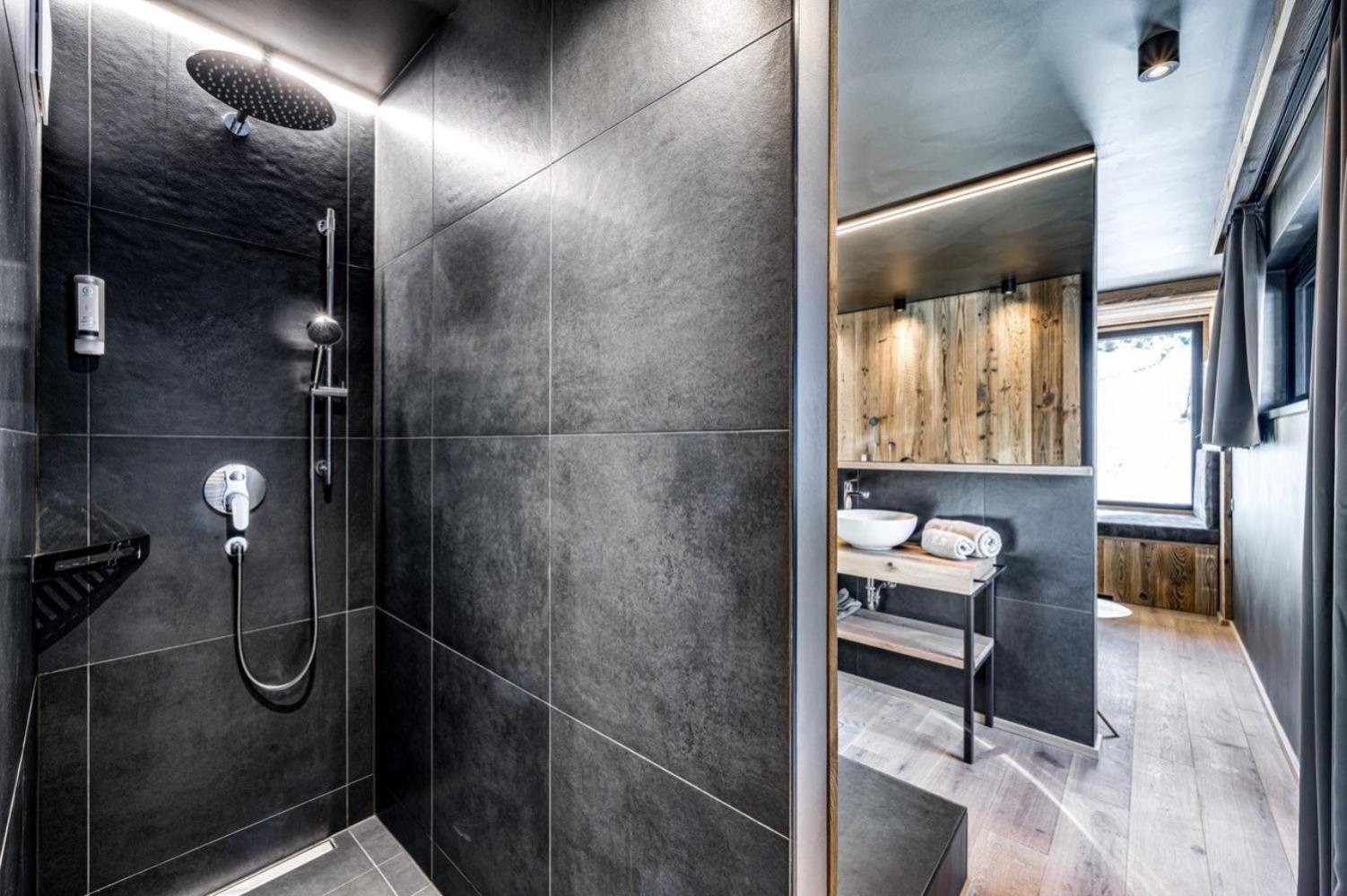 Suite with Sauna photo 2