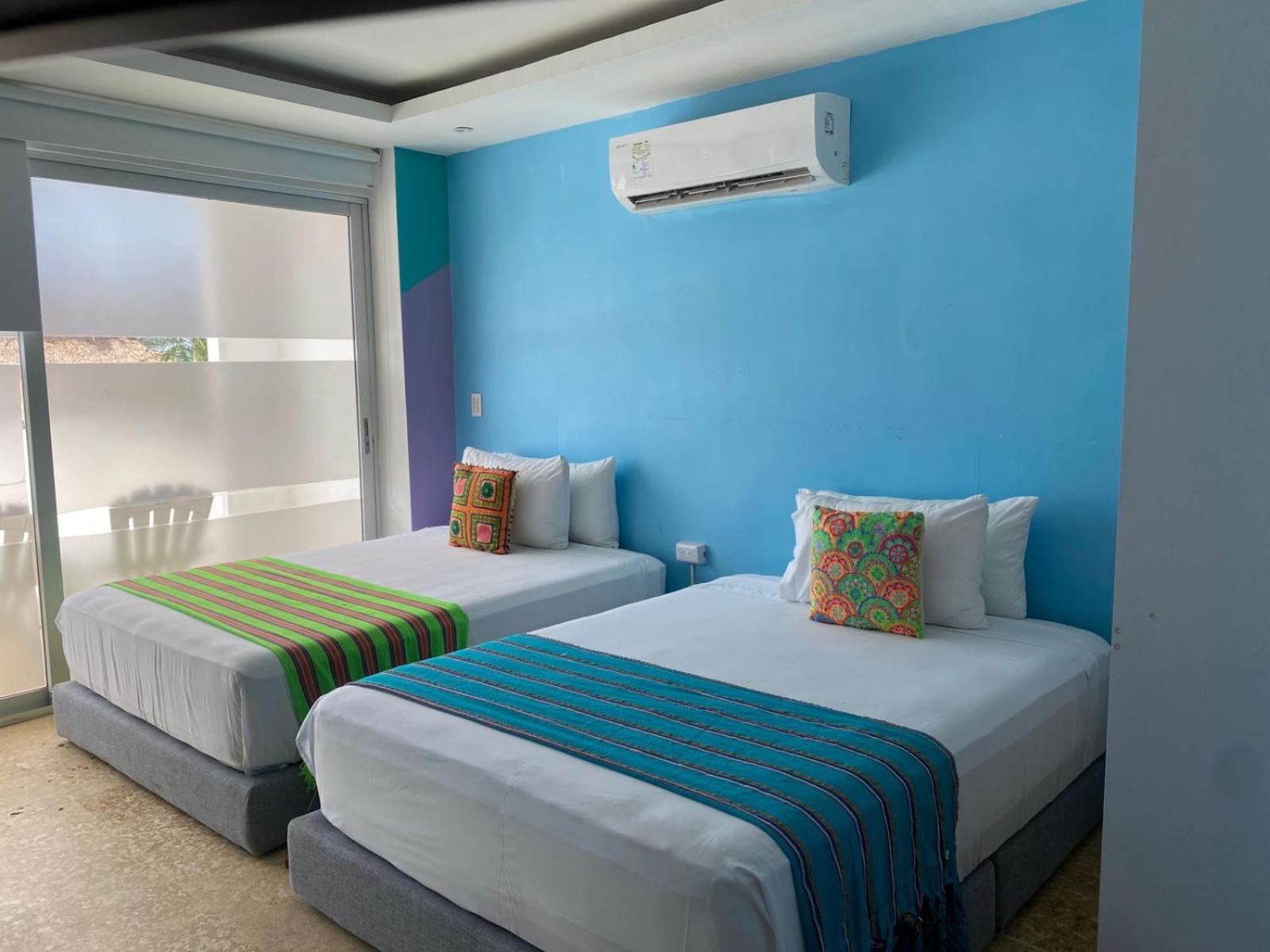 Deluxe Twin Room with Sea View photo 2