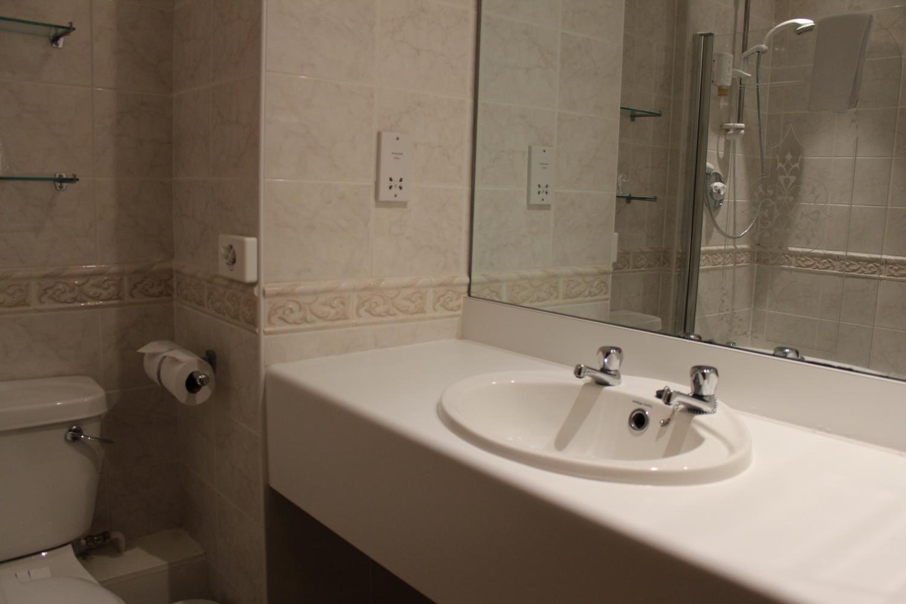 Double Room - Photo 4