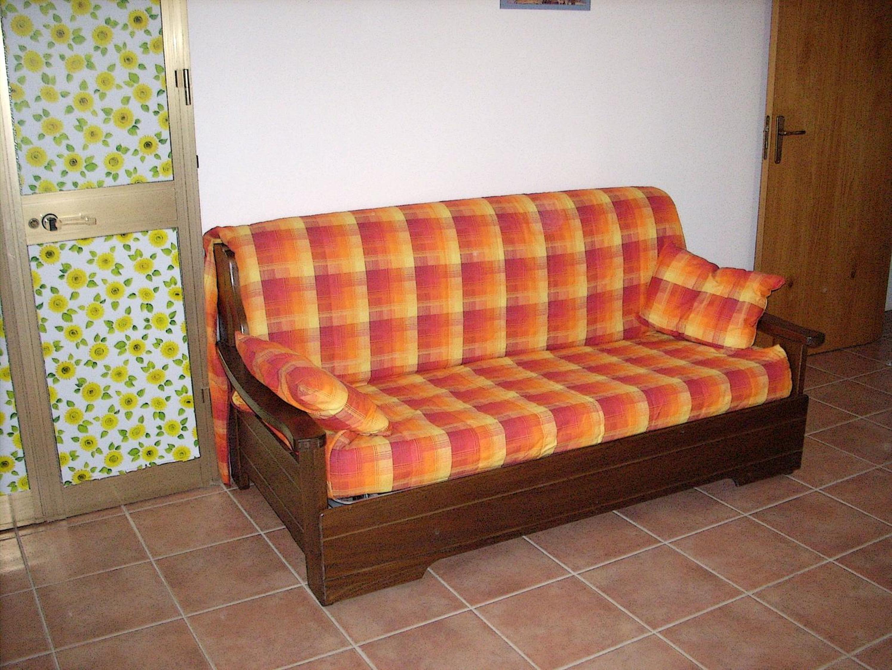 Apartment - Ground Floor photo 2