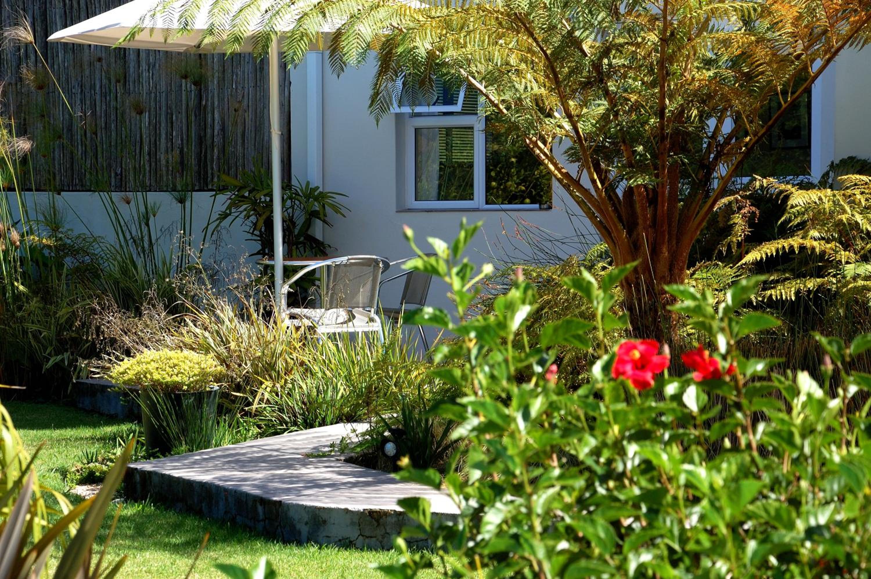 Apartment with Garden View - Photo 10