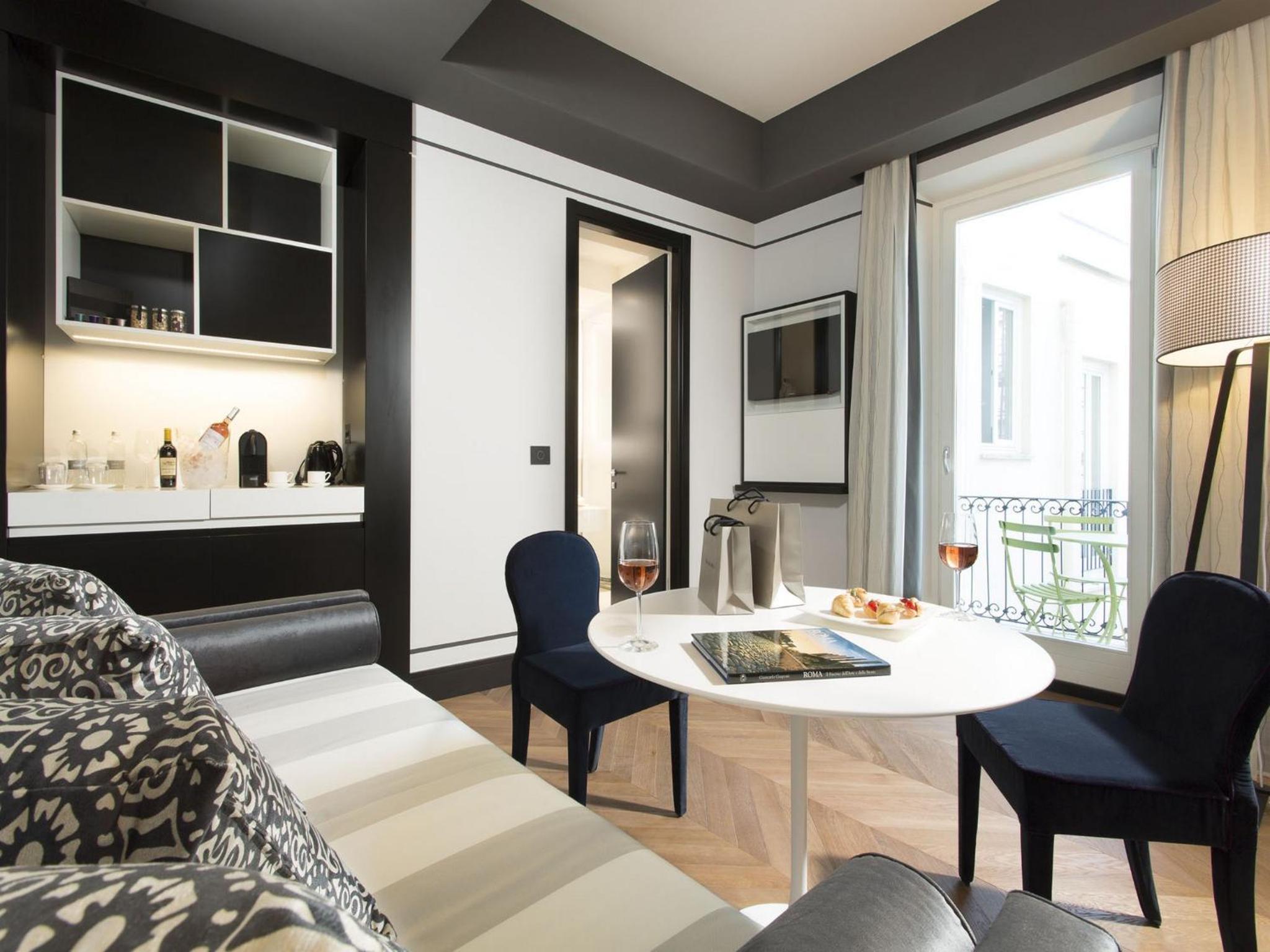 Luxury Suite photo 3