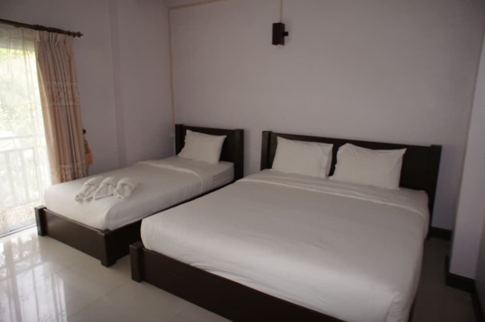 Triple Room, Balcony photo 3