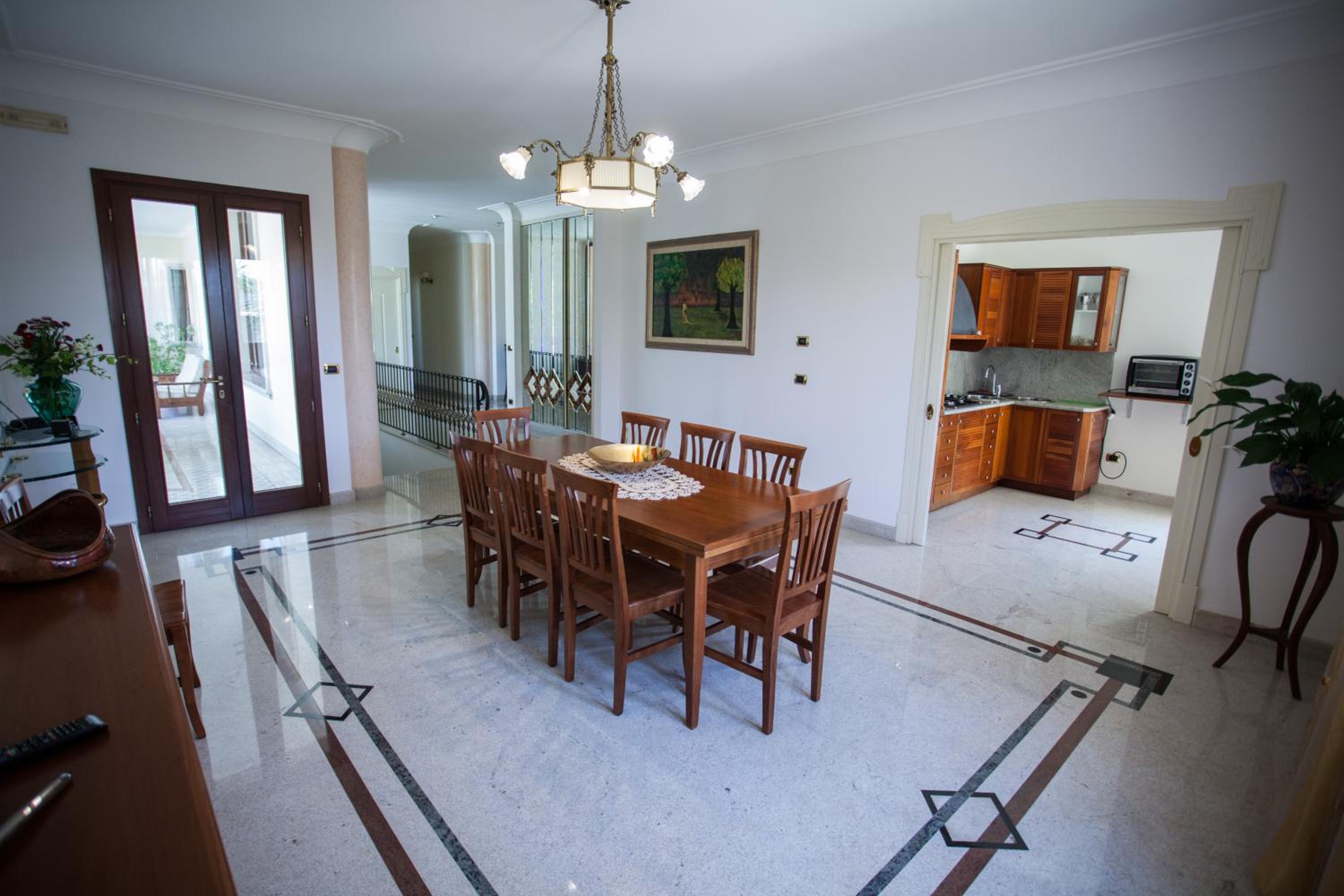 Four-Bedroom Villa photo 2