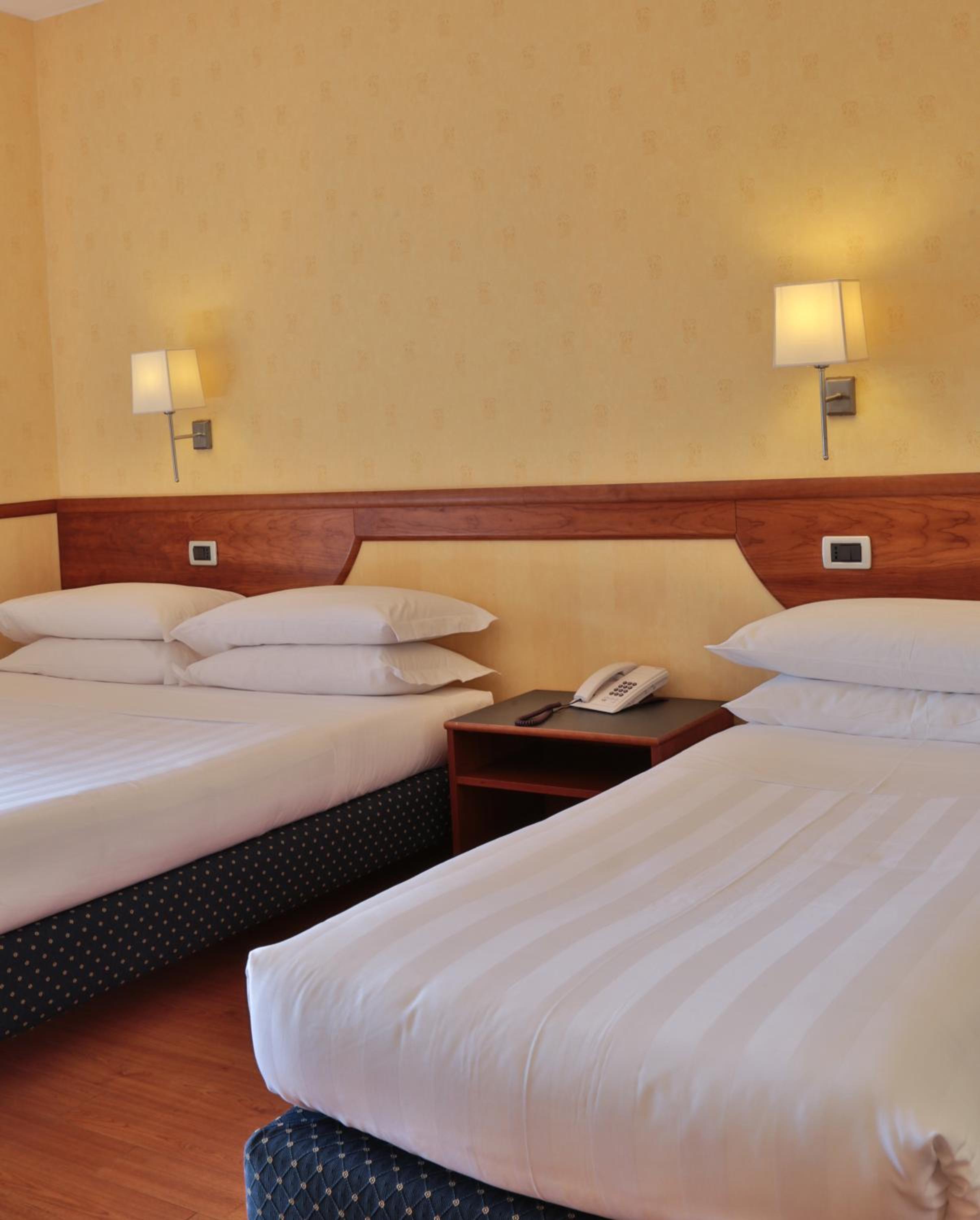 Triple Room - Photo 5