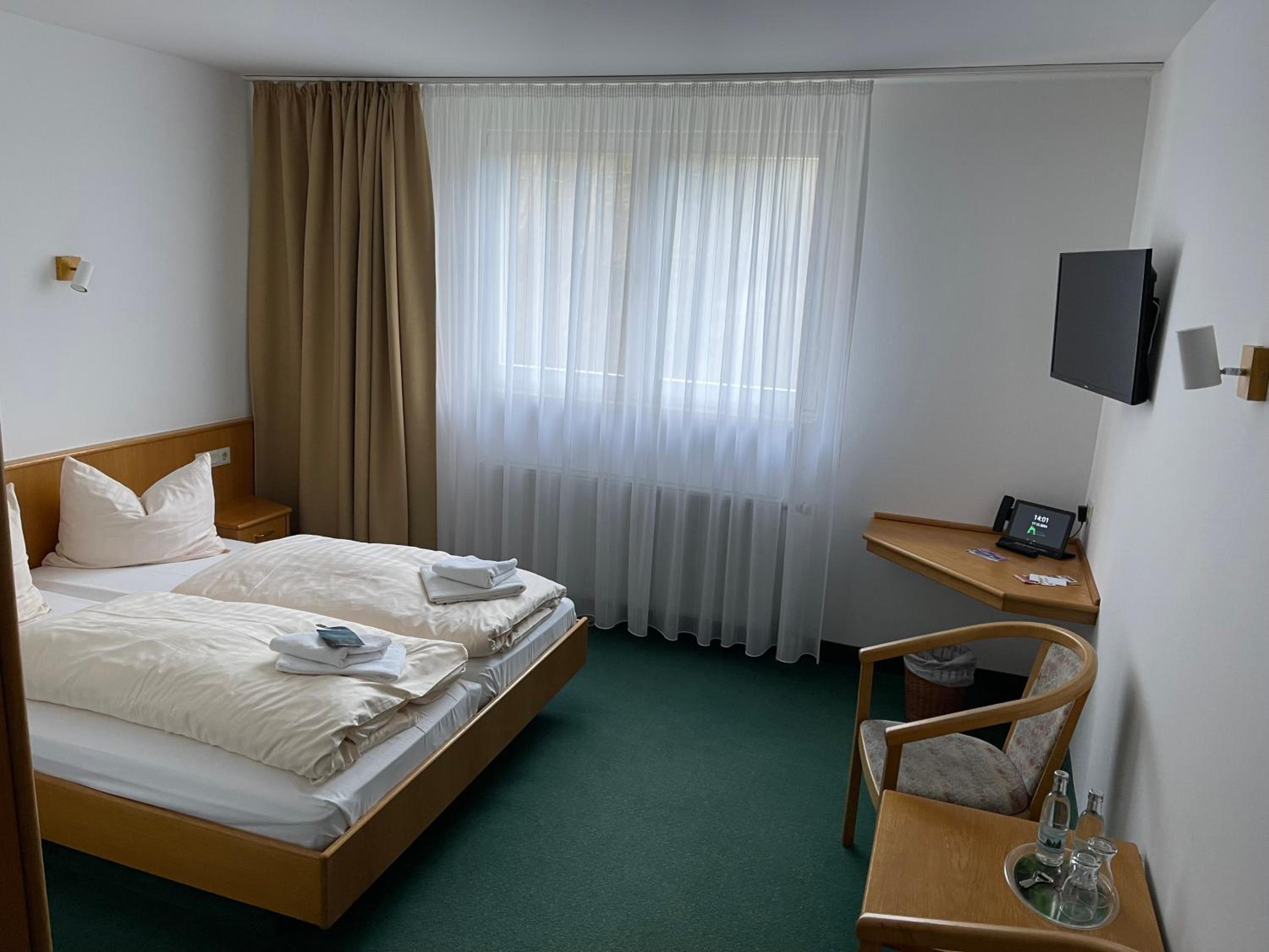 Economy Double Room - Photo 2