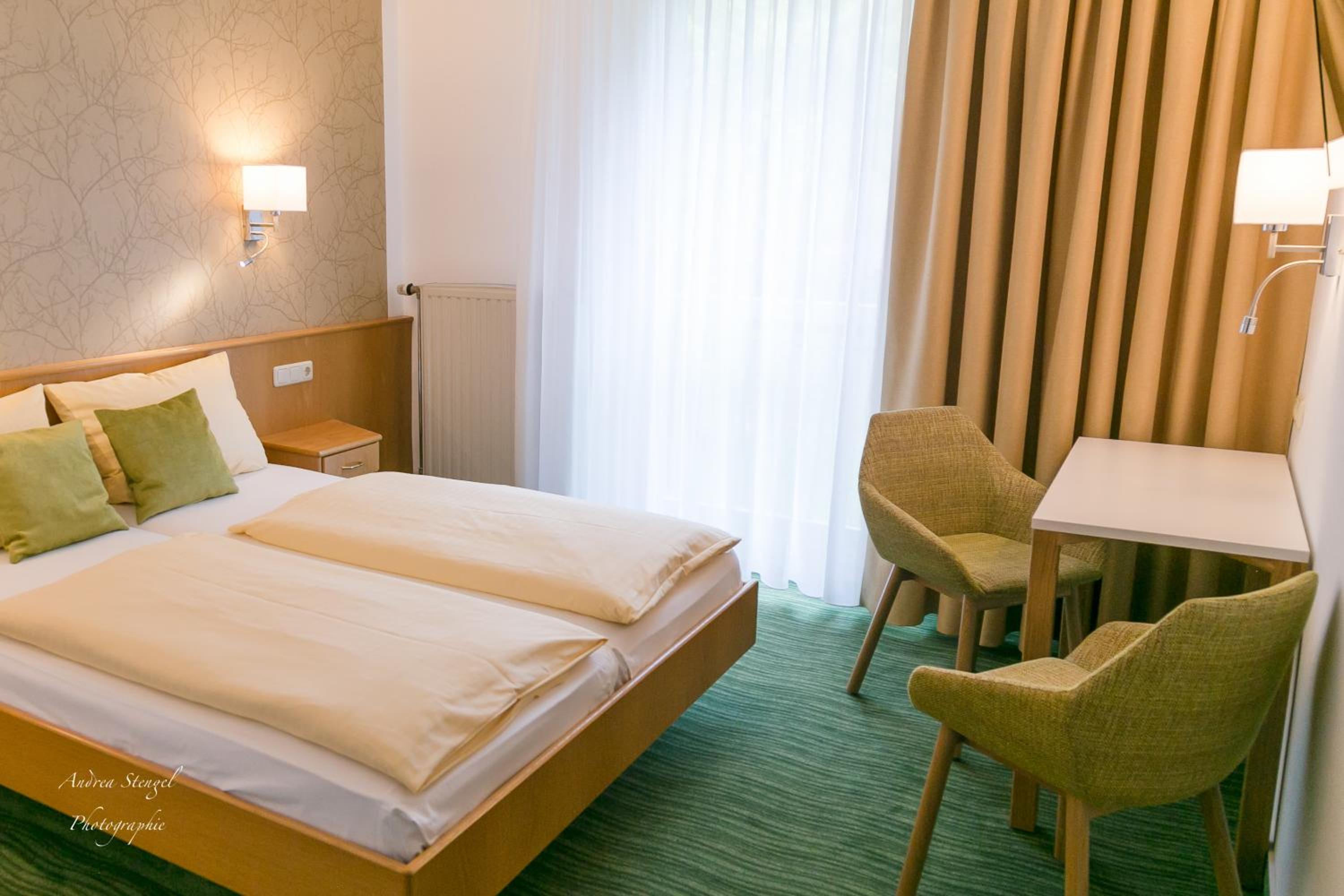 Standard Double Room - Photo 3
