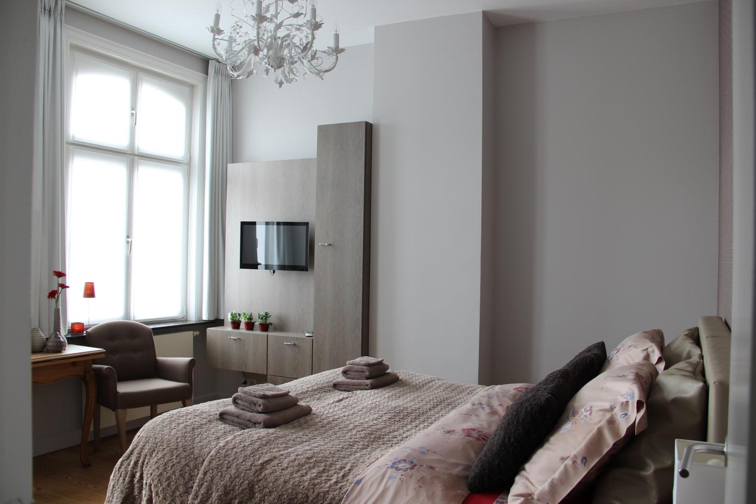 Double Room with Private Bathroom