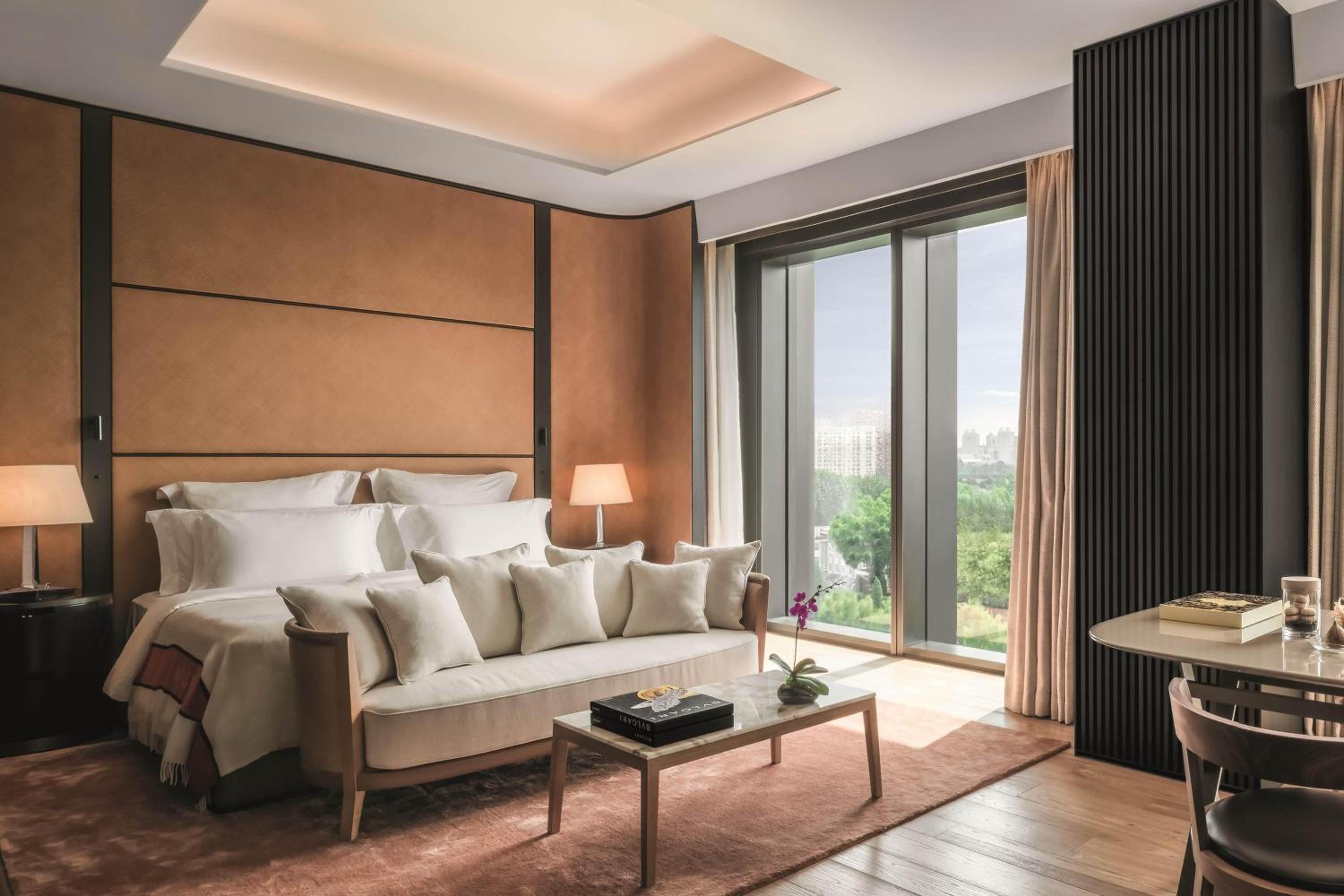 Premium Room with One King Bed Liangma River View (Free Mini-bar soft drinks & beers + 1.9 mi pick-up or drop-off service + Berluti shoe shinning & pressing service) photo 1