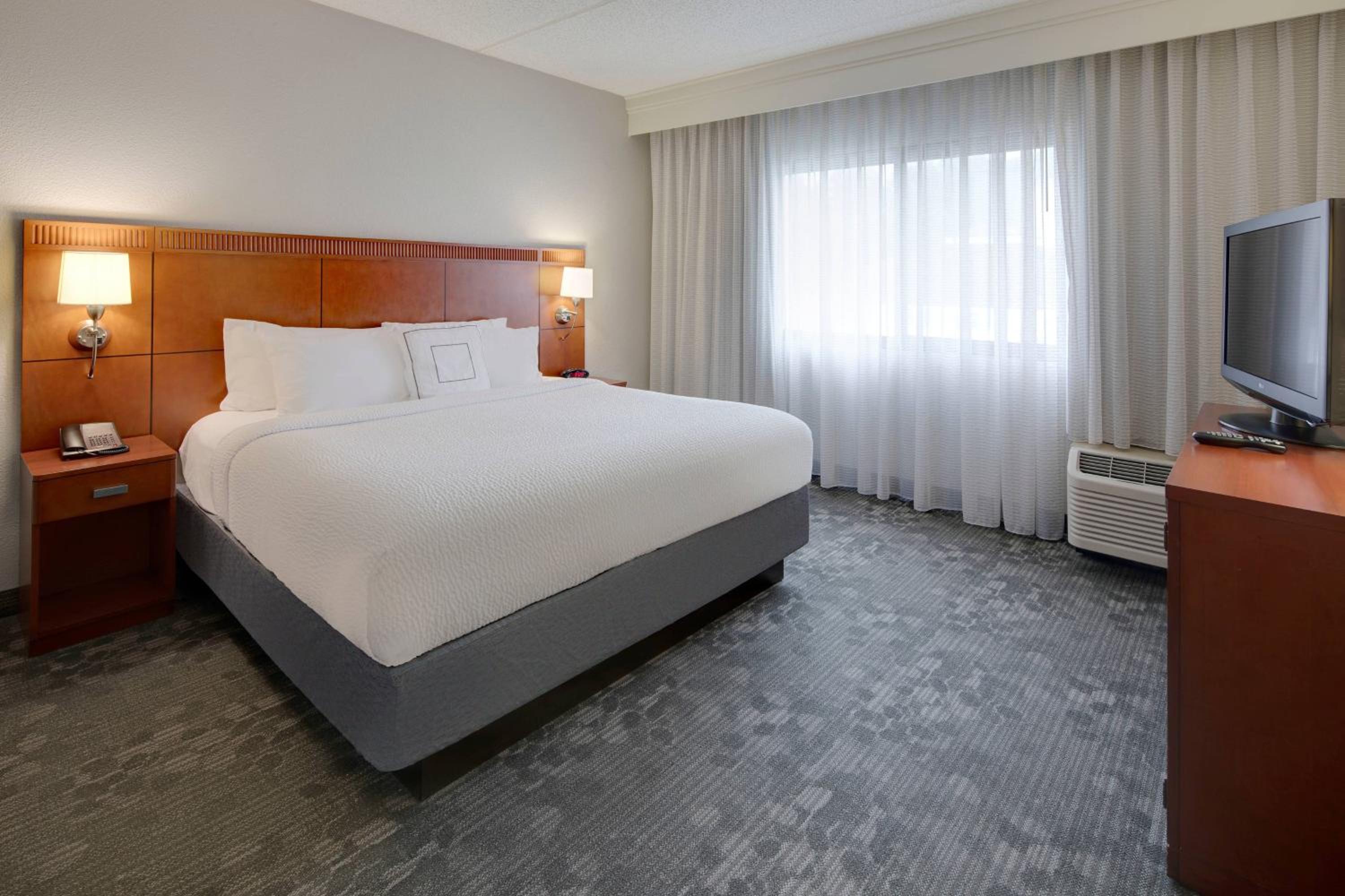 King Room with Sofa Bed