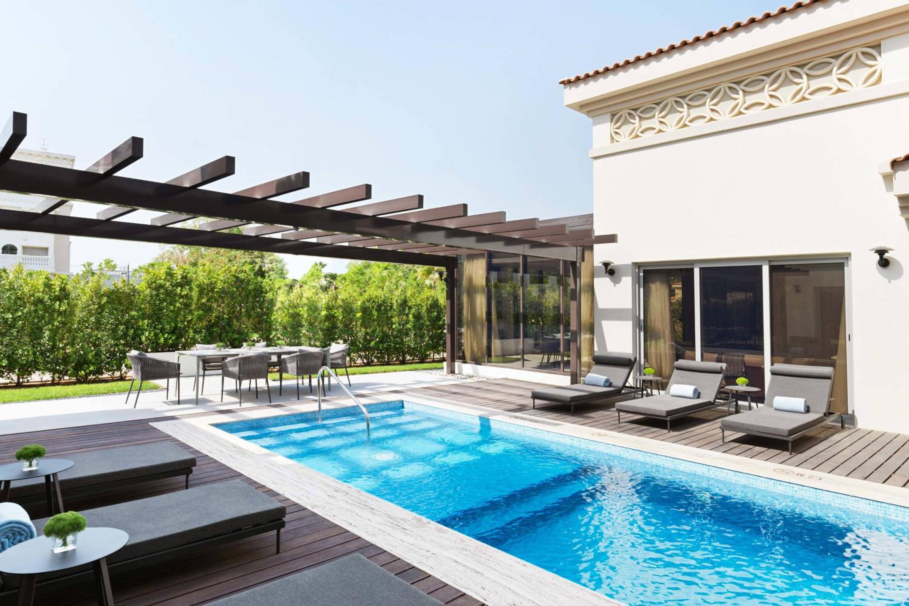 Three-Bedroom Villa with Garden and Plunge Pool