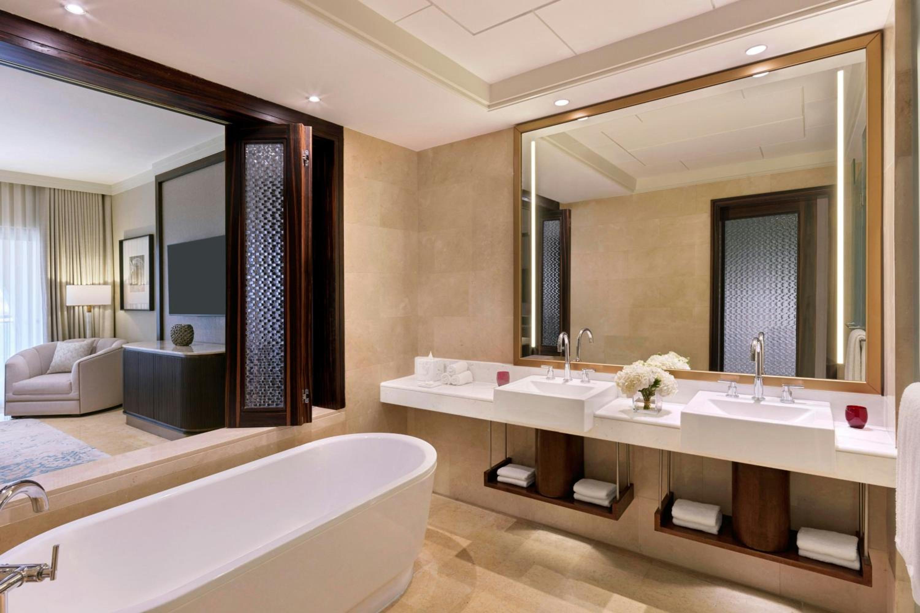 Club Suite photo 2