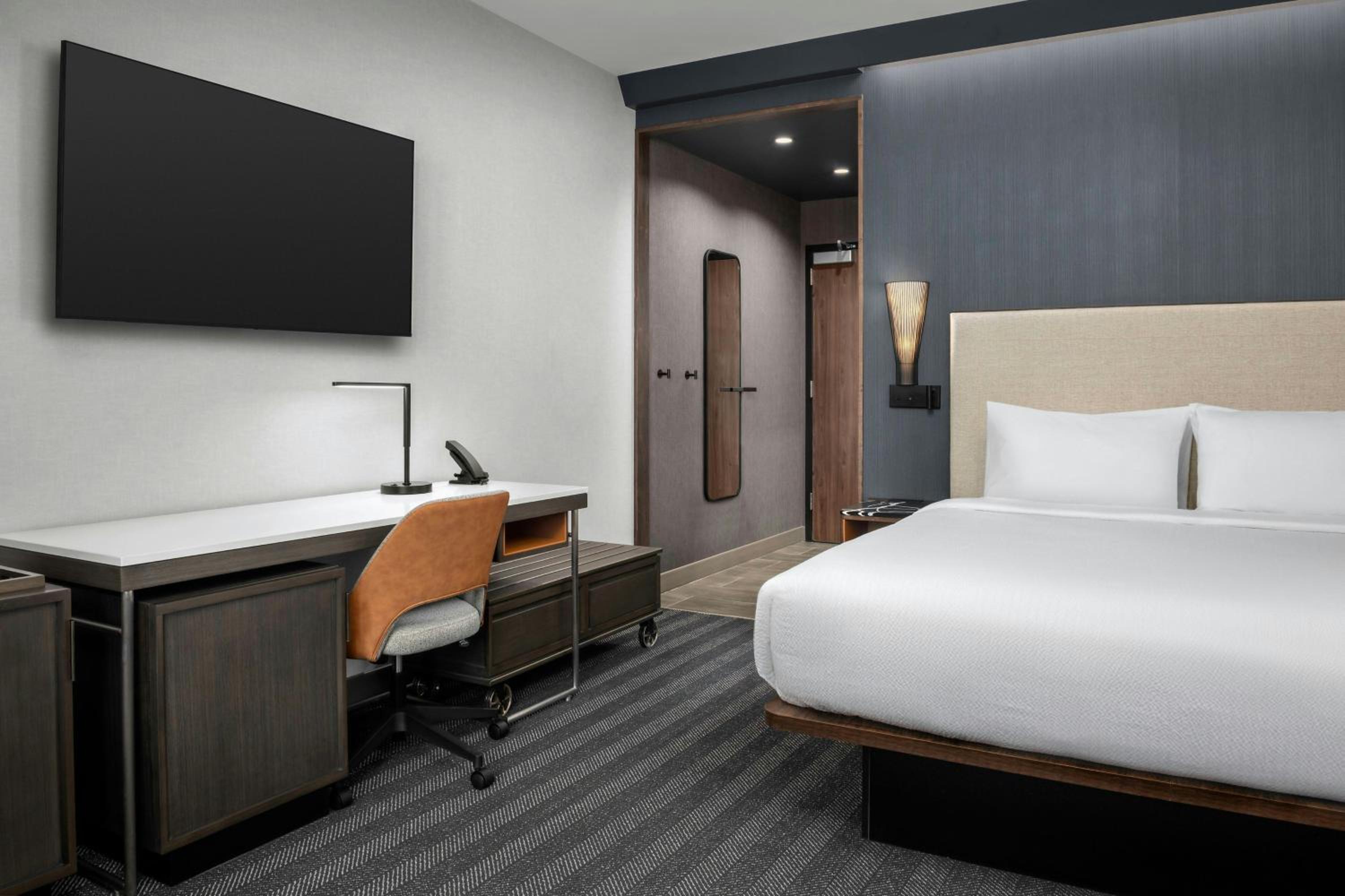 King Suite with Sofa Bed - Hearing Accessible - Photo 6