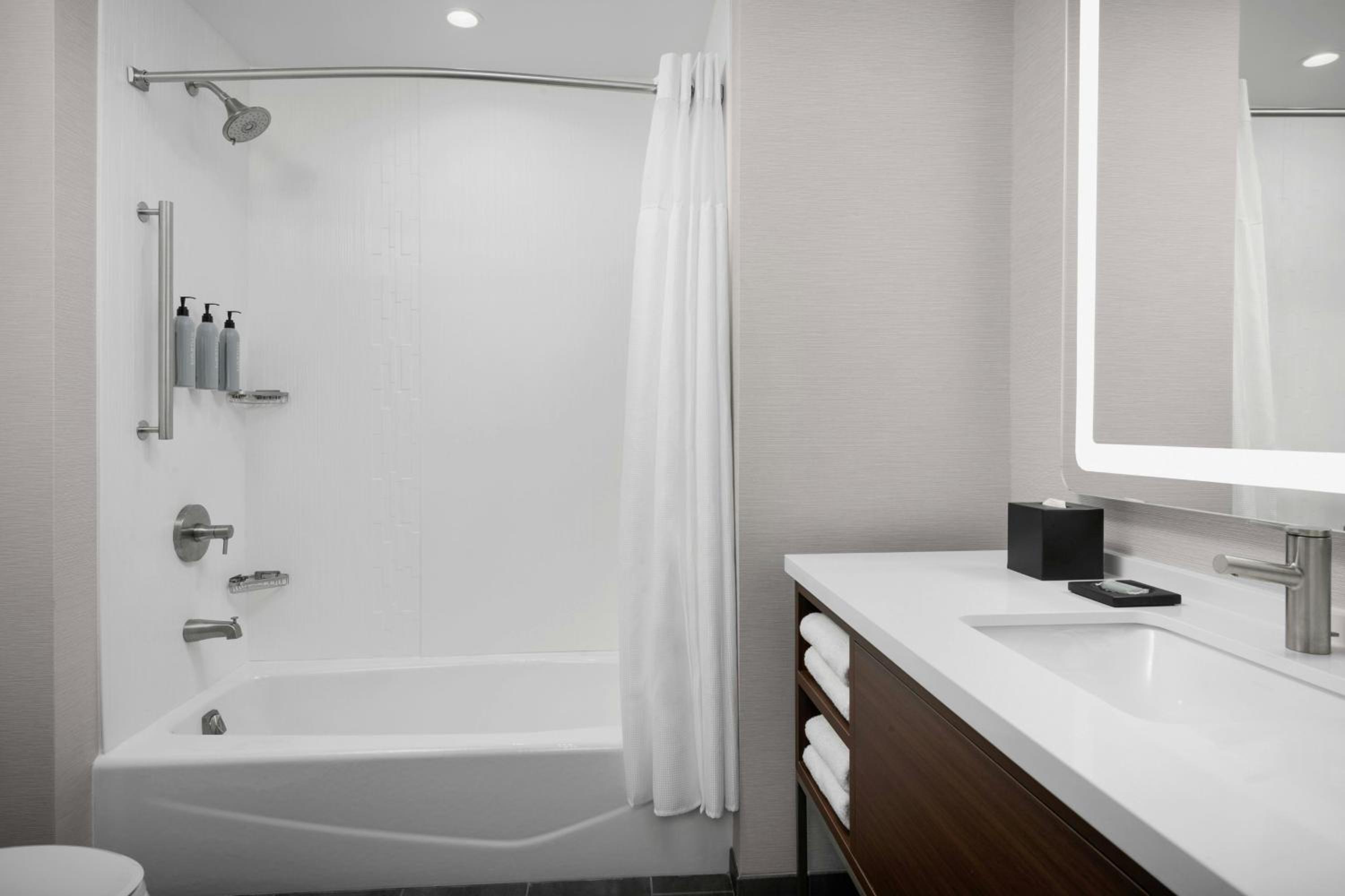 King Suite with Sofa Bed - Hearing Accessible - Photo 11