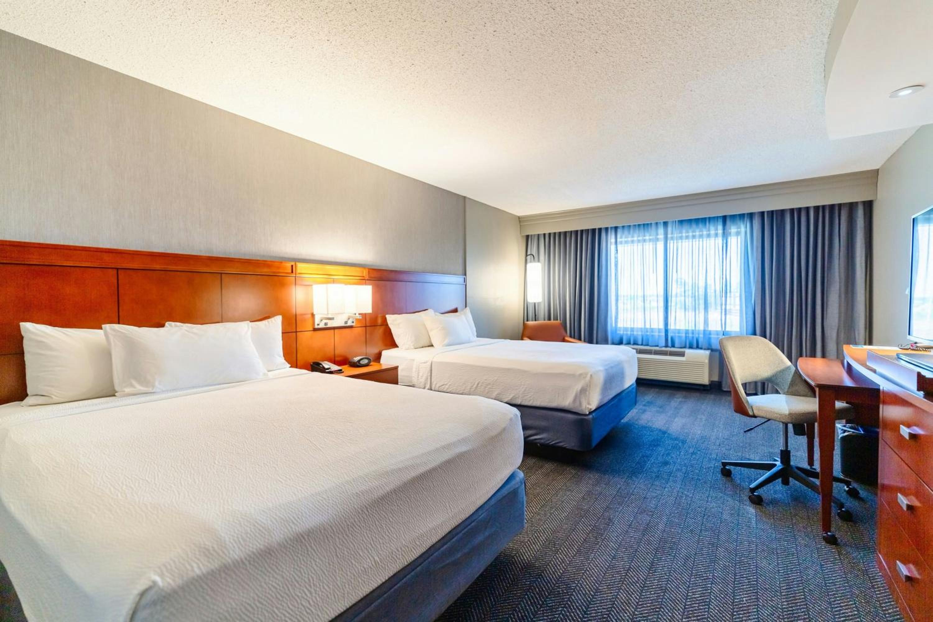 Queen Room with Two Queen Beds and Roll-in Shower - Mobility and Hearing Accessible
