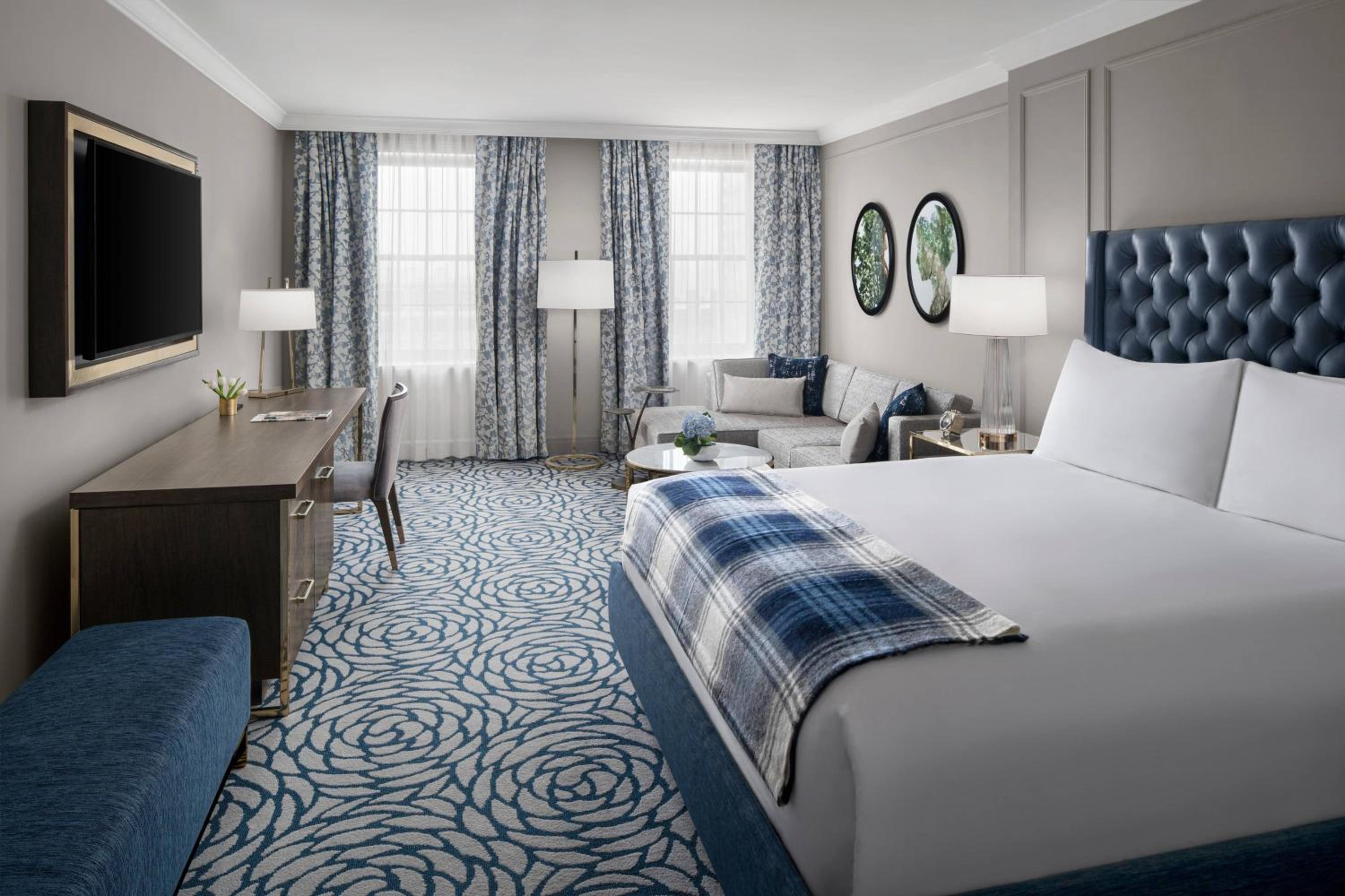 Guest Room, 1 King - Photo 3