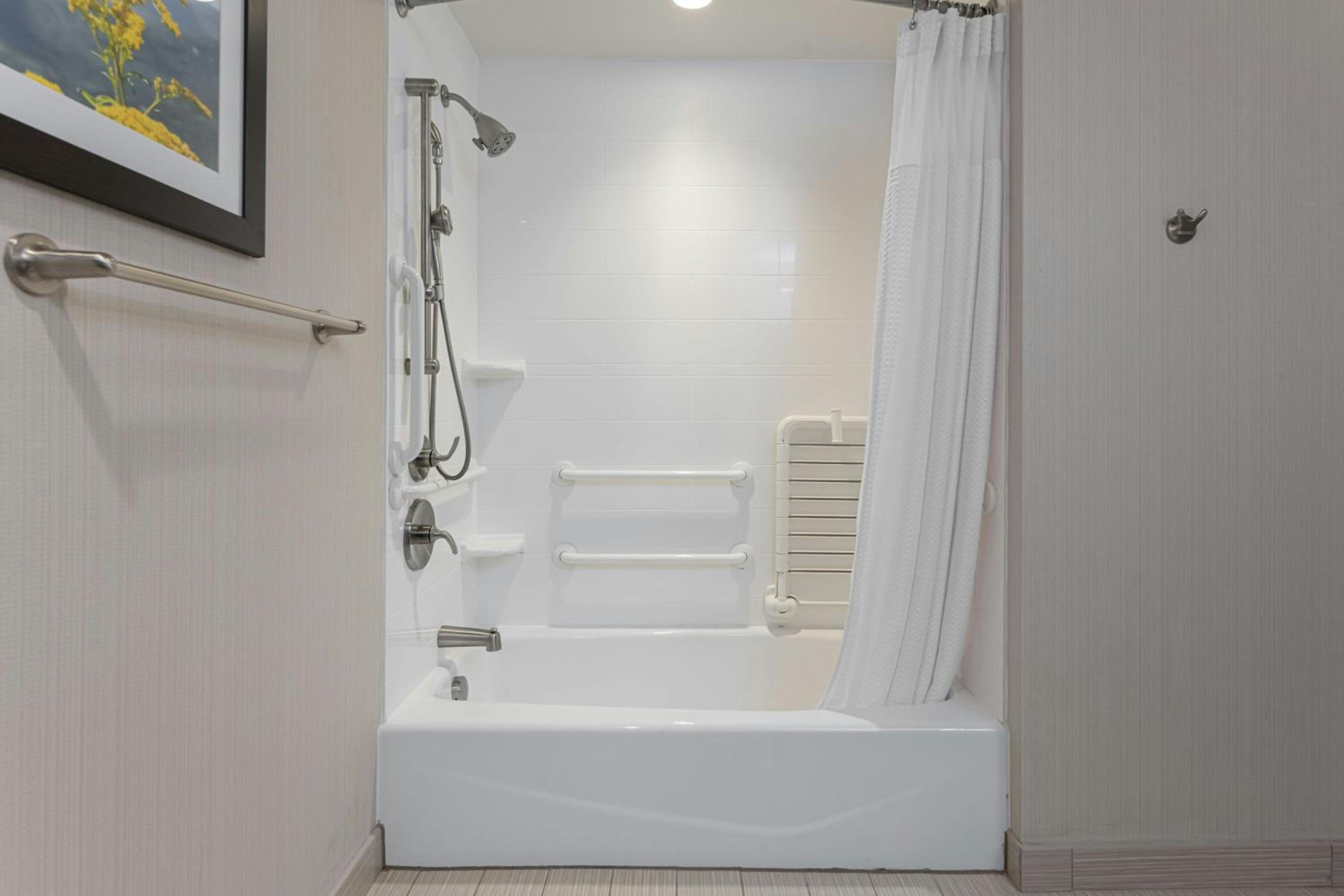 Courtyard by Marriott Asheville Airport, Photo 5