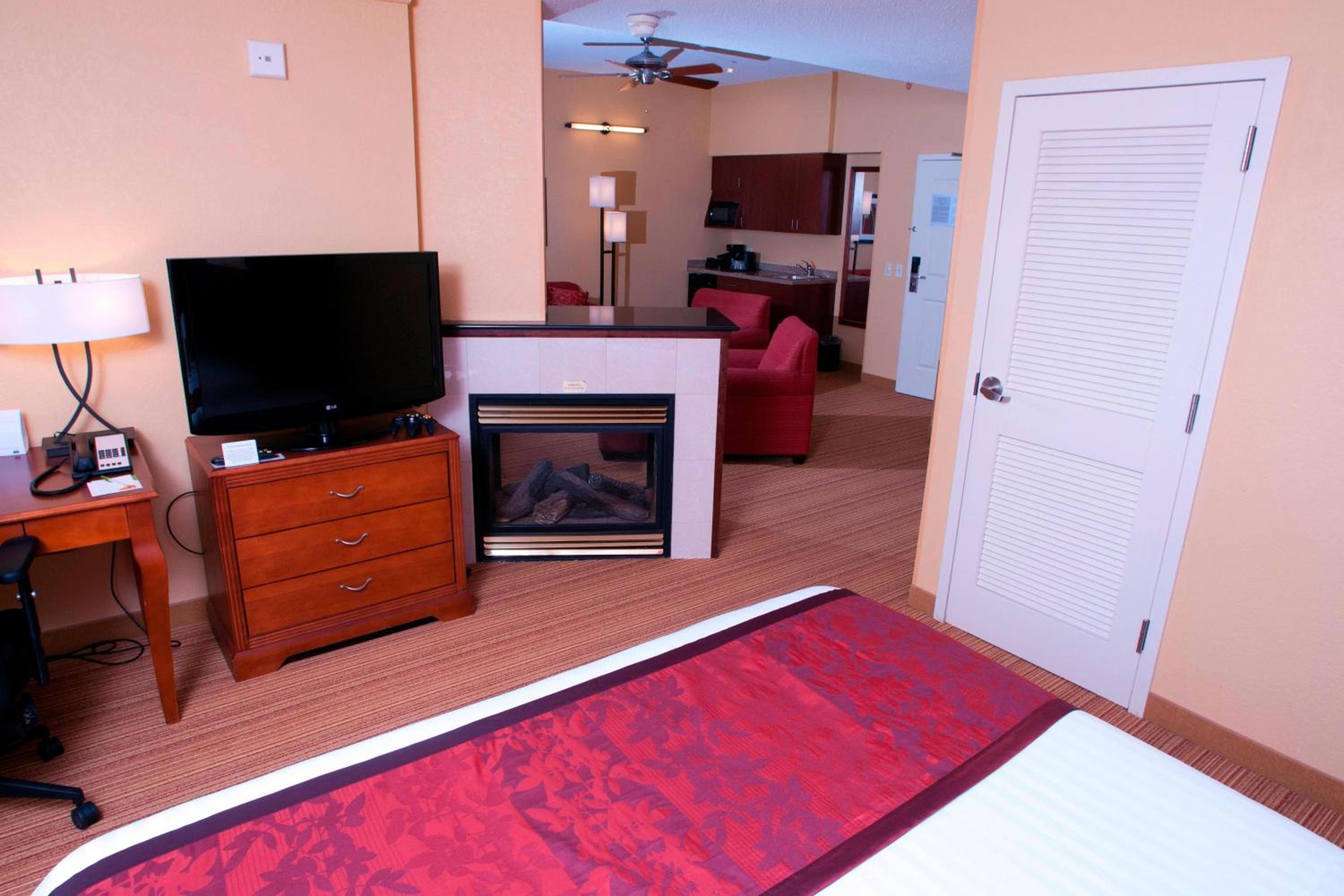 King Suite with Sofa Bed - Photo 2