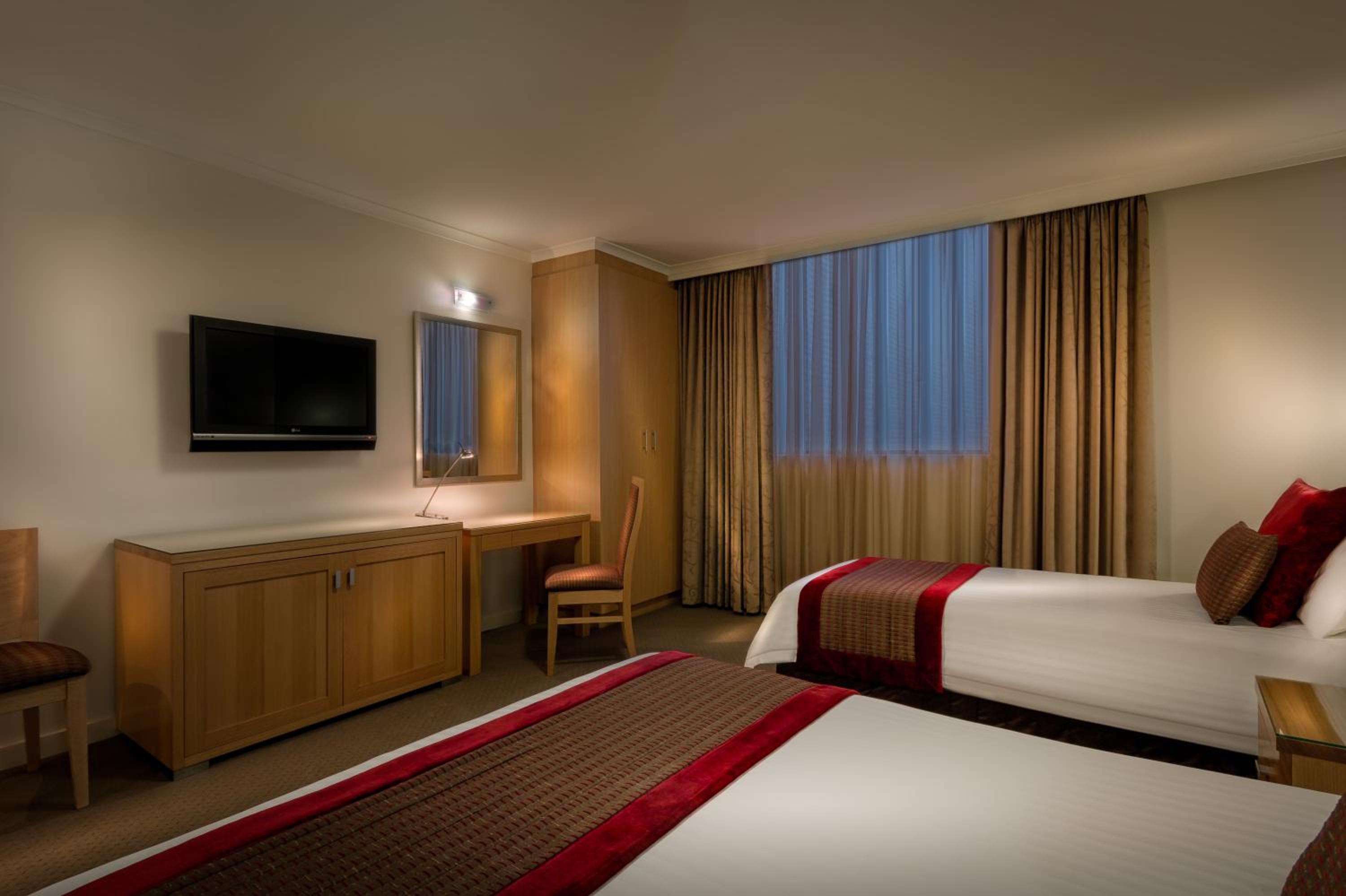 Suite with Spa Bath - Photo 5