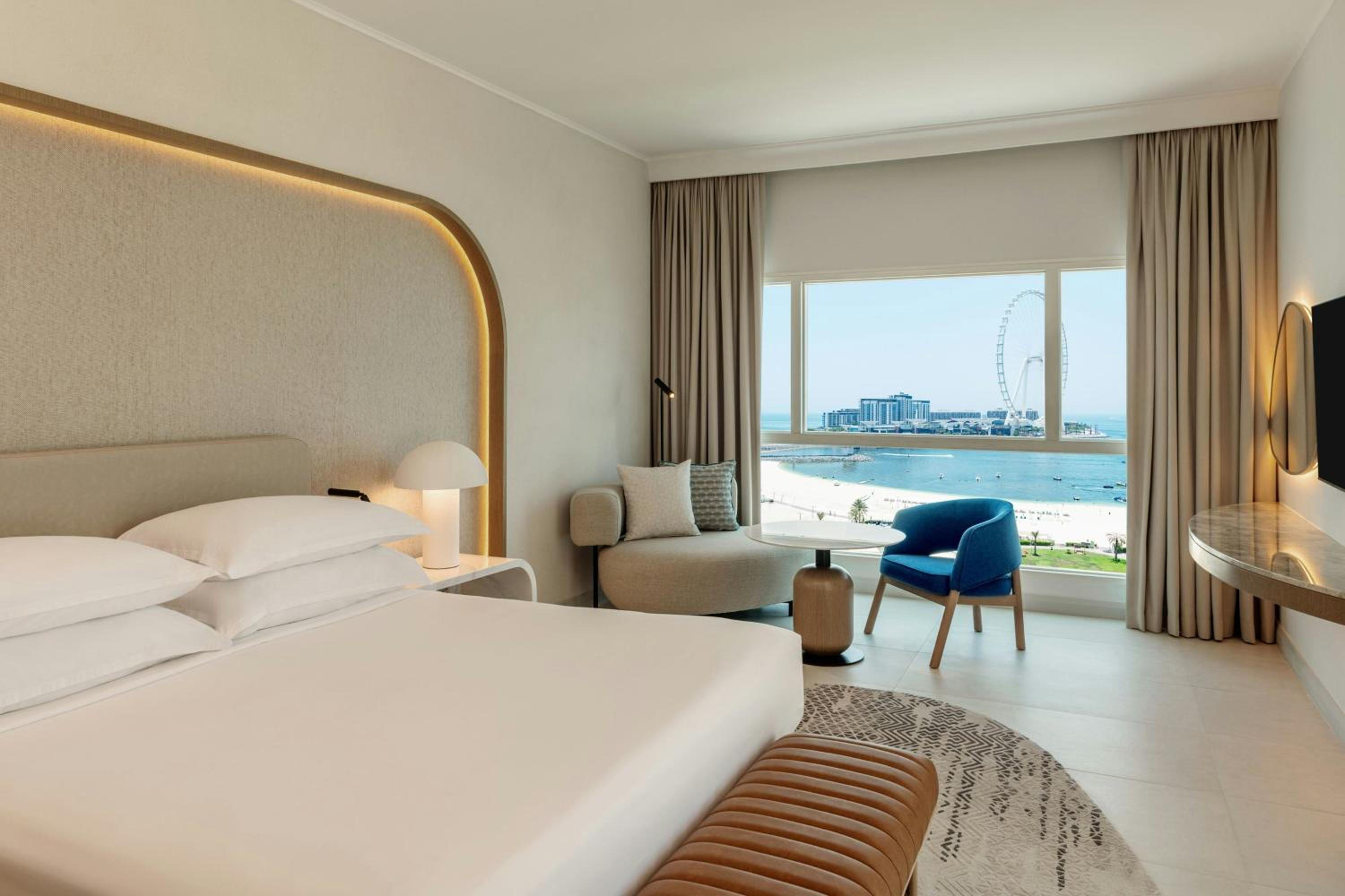 Club King Sea View Room - Including Lounge Access with Afternoon Tea, Evening Cocktail Hours, Soft Refreshments & Canapes, Private beach Access