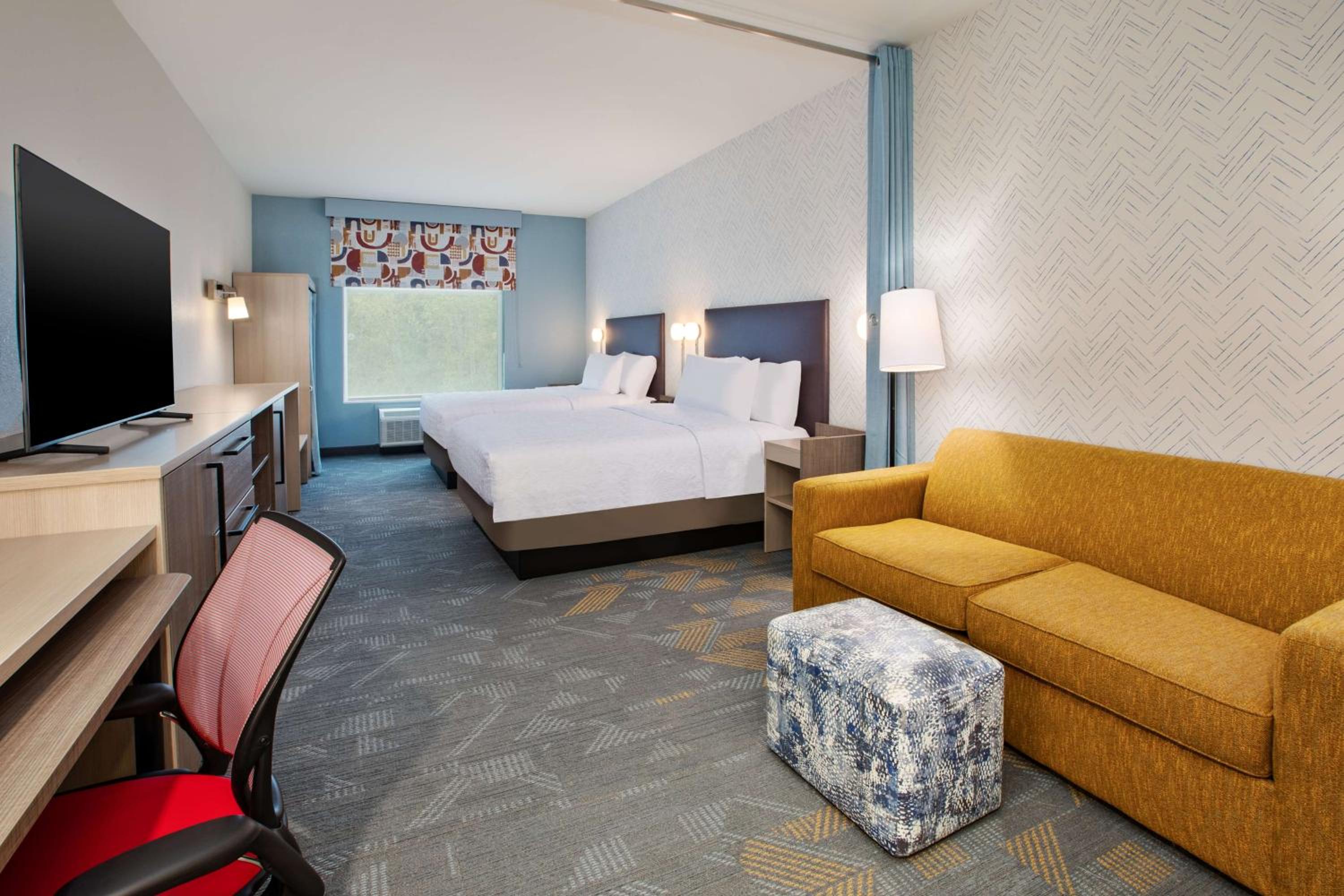 Studio Suite with Two Queen Beds photo 3