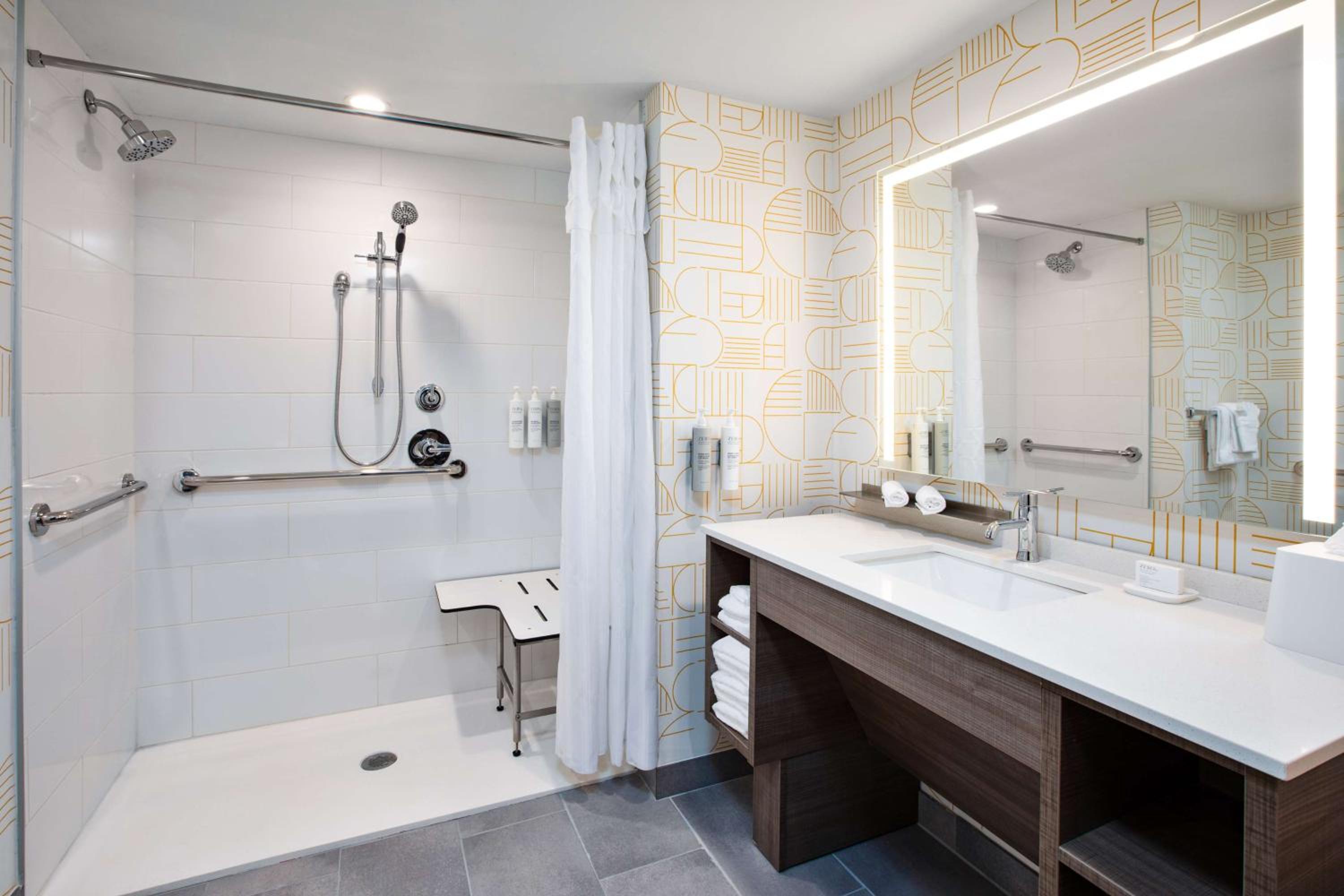 King Studio Suite with Roll-In Shower - Mobility Accessible photo 1